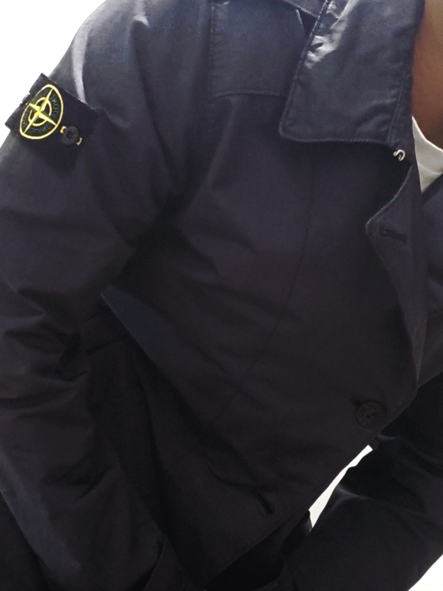 Stone Island 42149 David-TC with Primaloft Insulation Technology Short Trench Coat Navy Blue - 22FW 착용 스타일