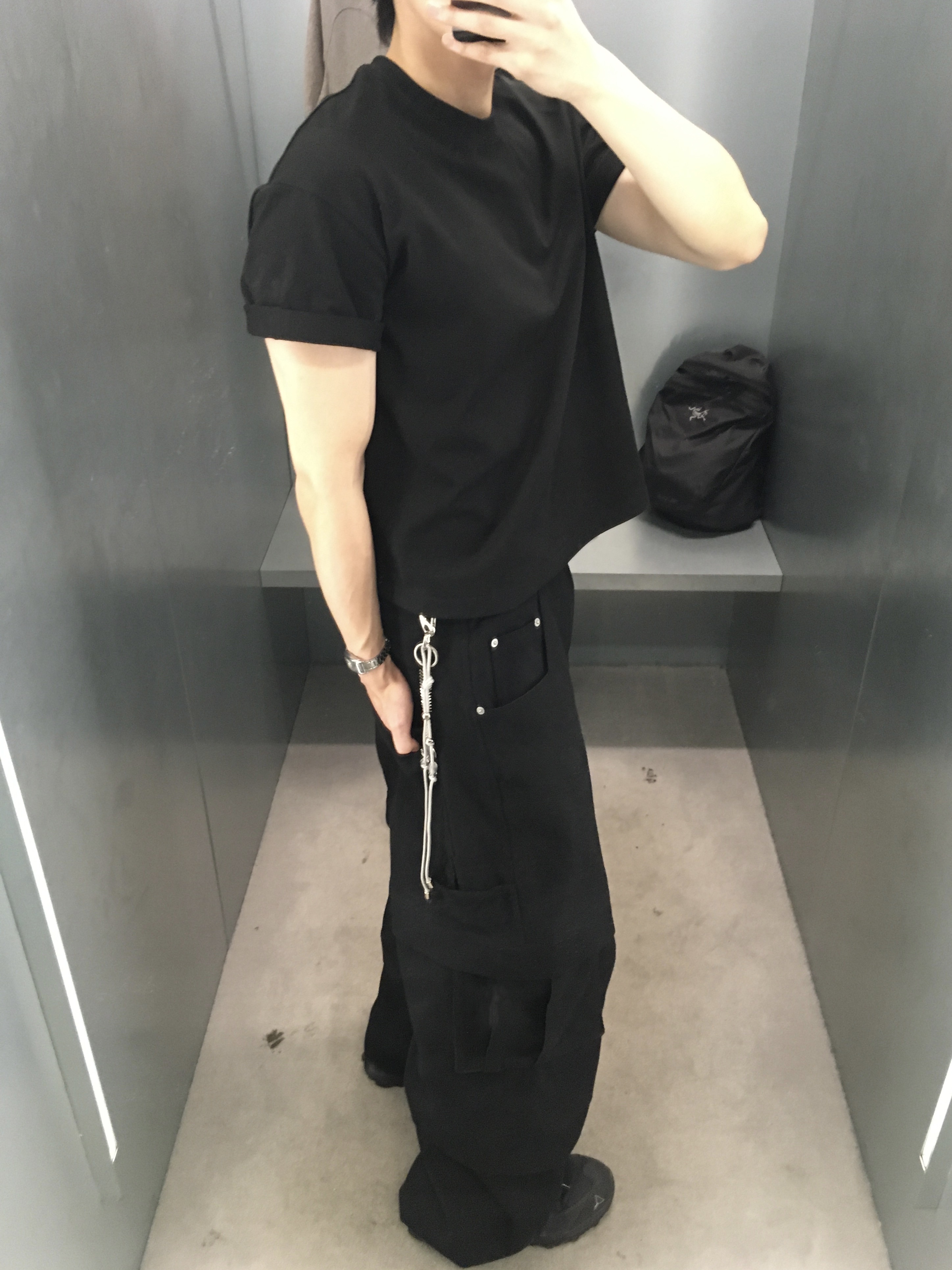 Kamien Titan Baggy Pants Black, Roa Hiking Katharina Black 착용 스타일 - 2