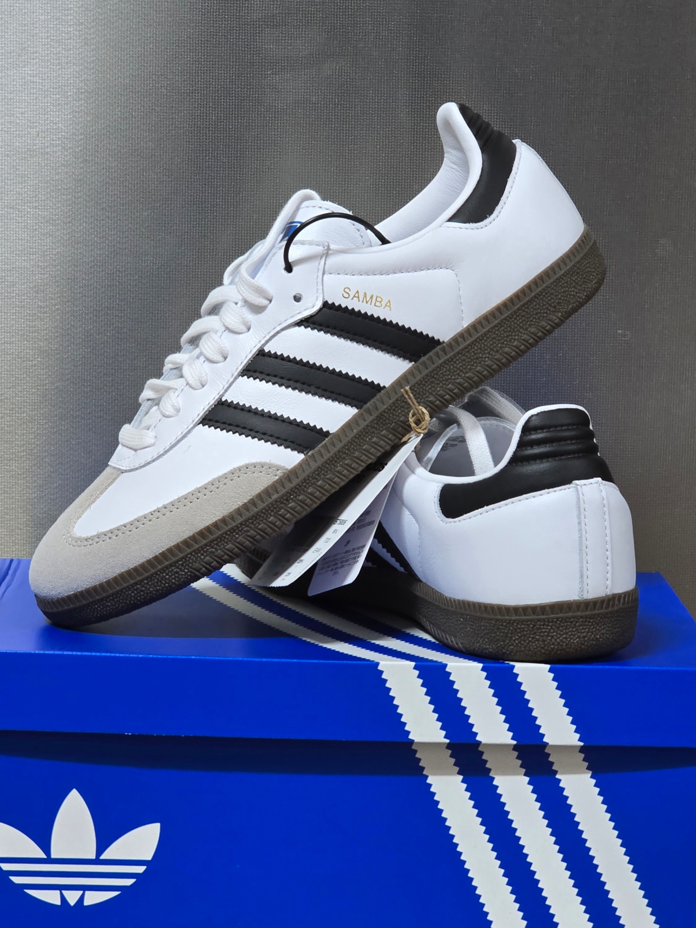 Adidas Samba OG Cloud White 착용 스타일 - 2