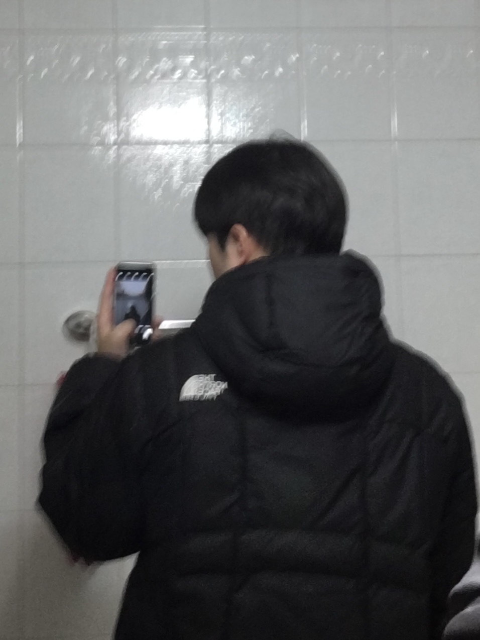 The North Face White Label Wave LT On Ball Jacket Black 착용 스타일