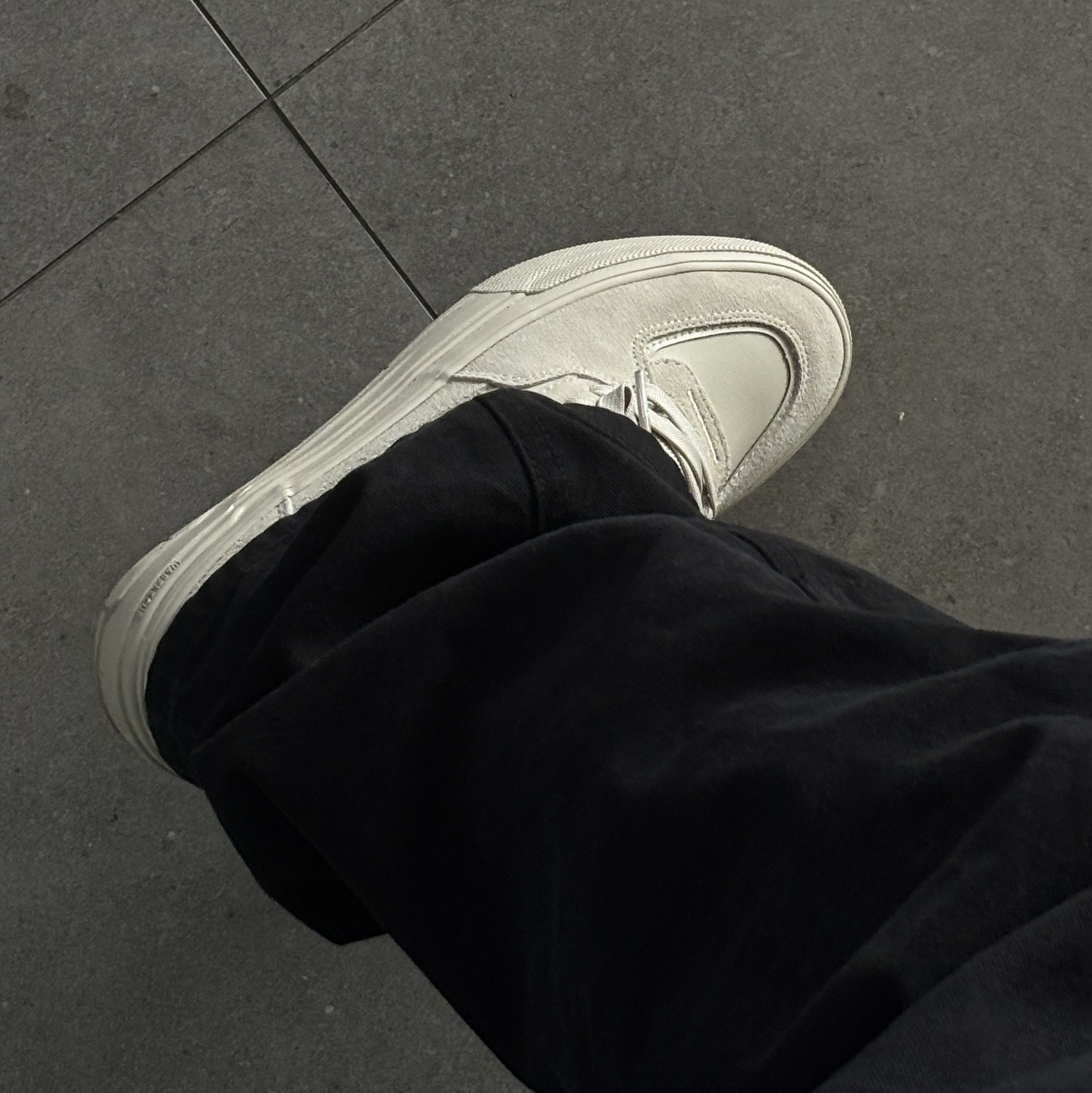 Vans x Atiba Jefferson Skate Half Cab Wafflecup Oatmeal Beige 착용 스타일