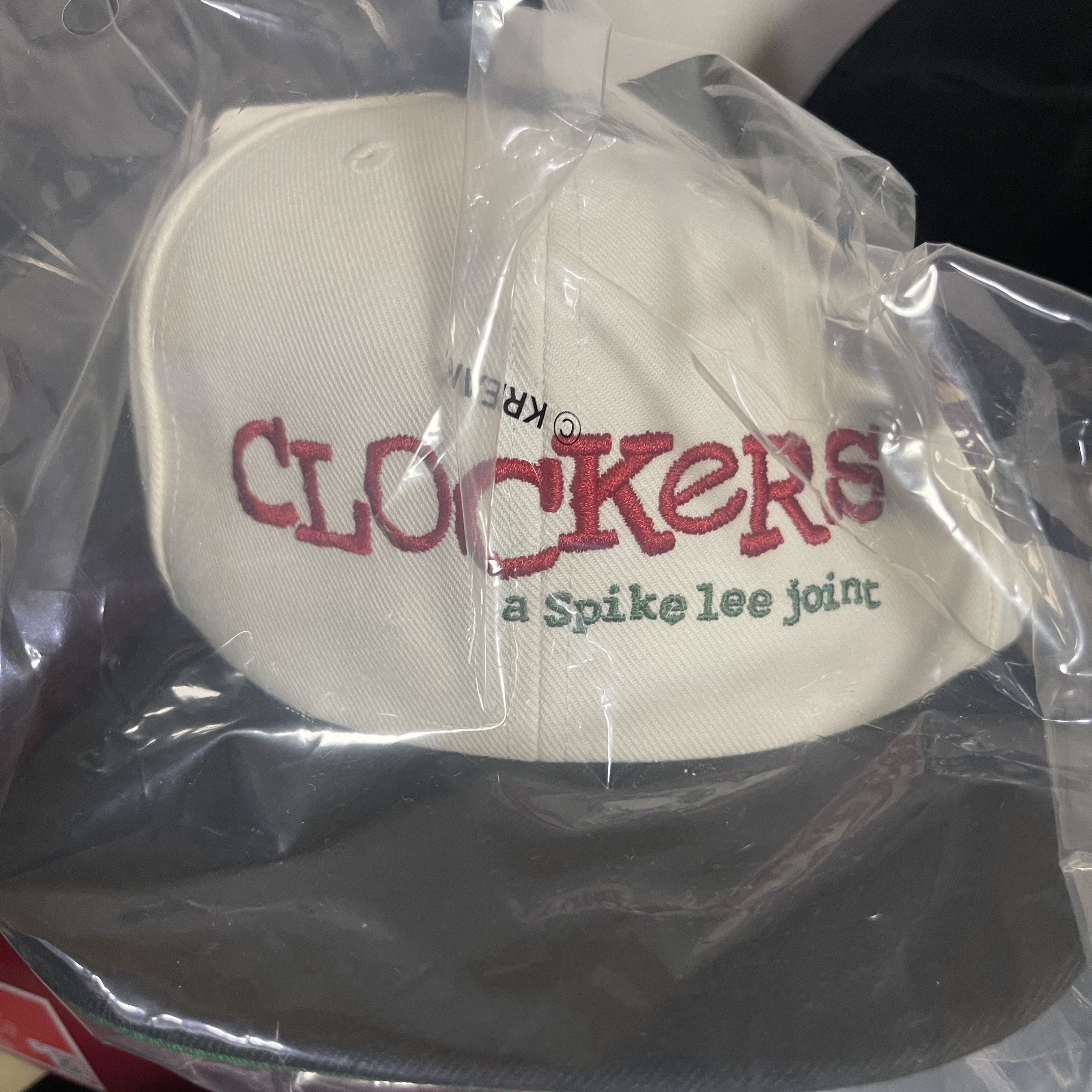 Supreme x 40 Acres Clockers 6-Panel White - 25SS 착용 스타일