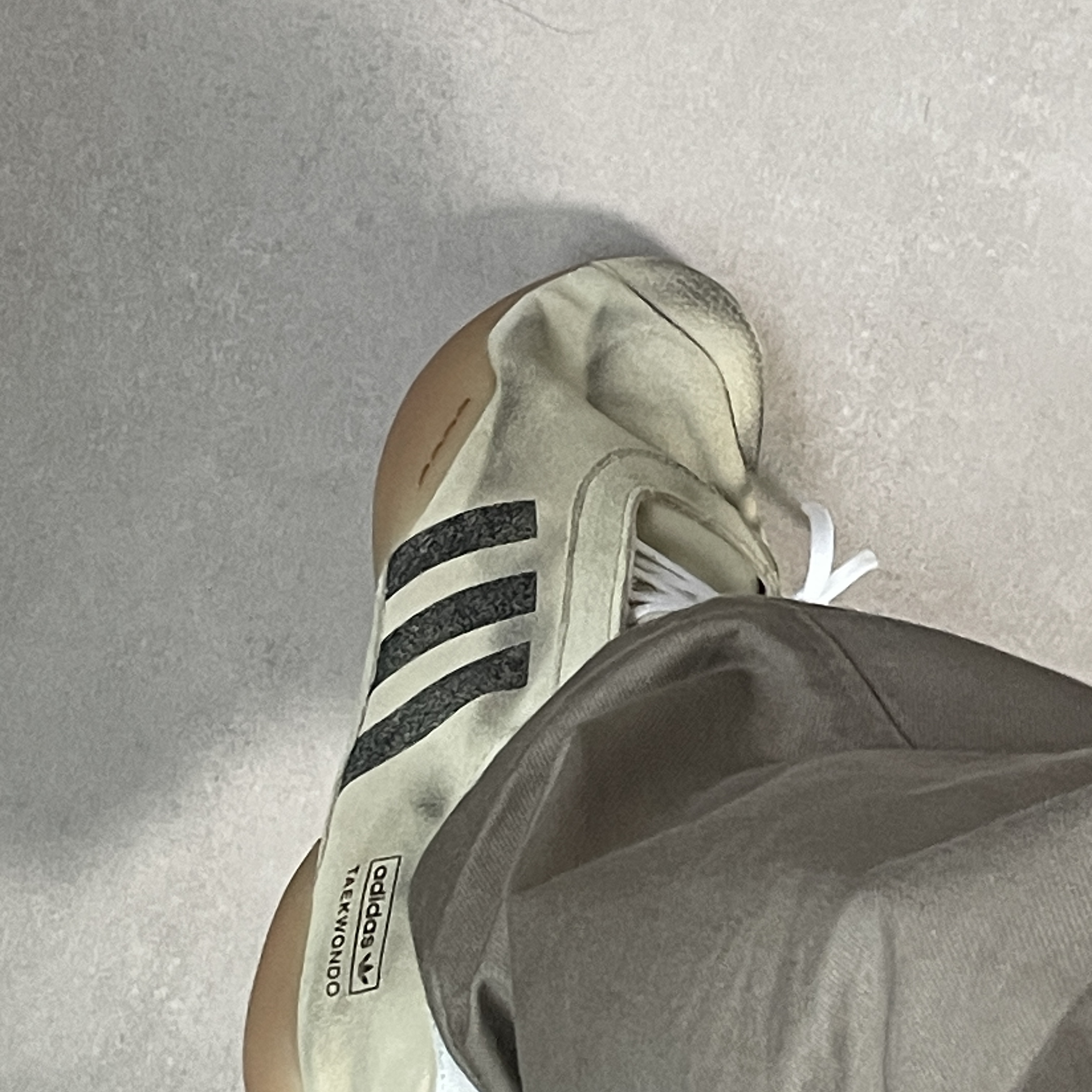 (W) Adidas x Song for the Mute Taekwondo Mei Cream White Core Black 착용 스타일 - 2