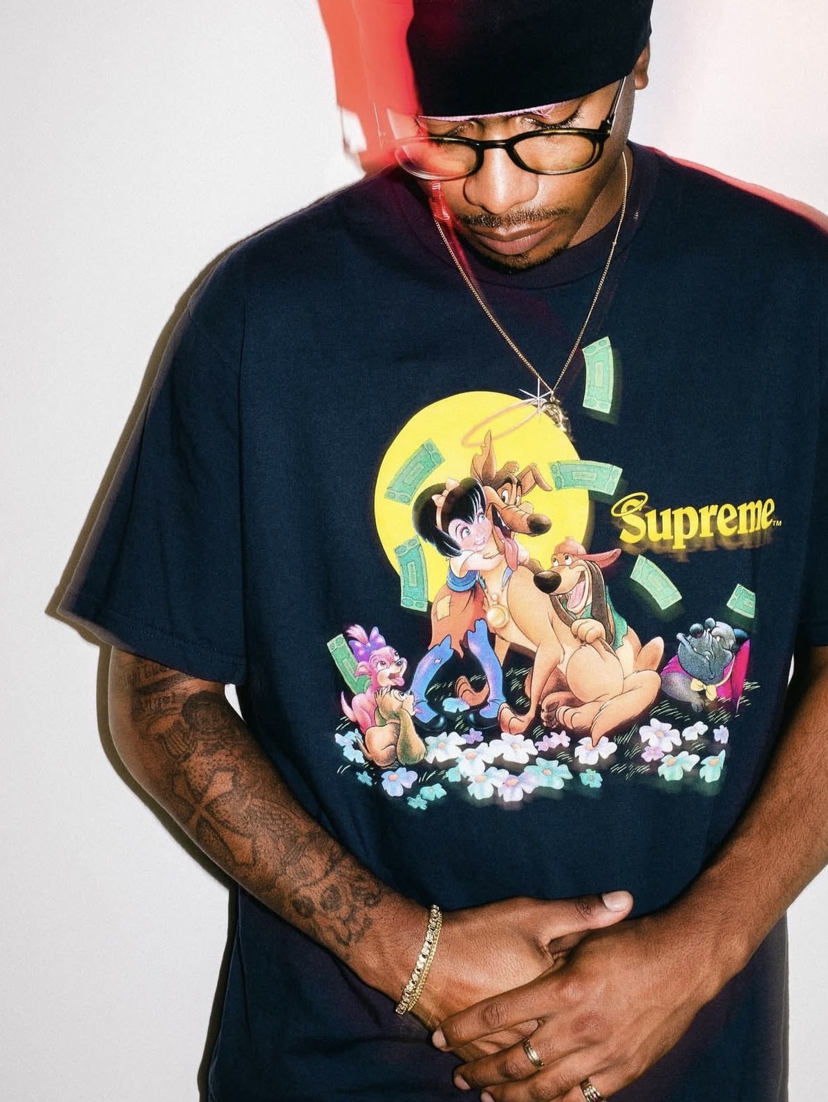 Supreme All Dogs Go To Heaven T-Shirt Black - 25FW 착용 스타일 - 1