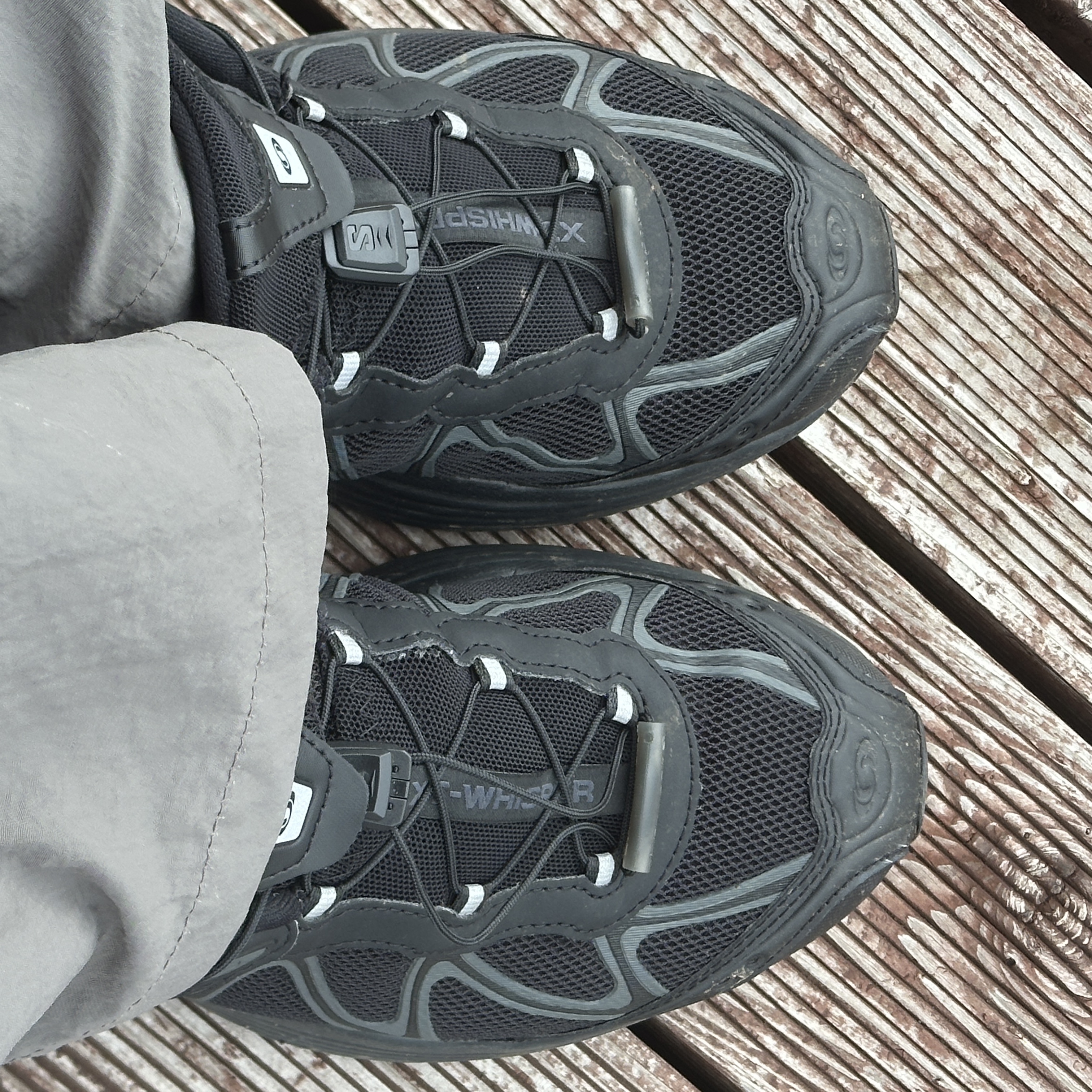 Salomon XT-Whisper Black Asphalt 착용 스타일 - 3