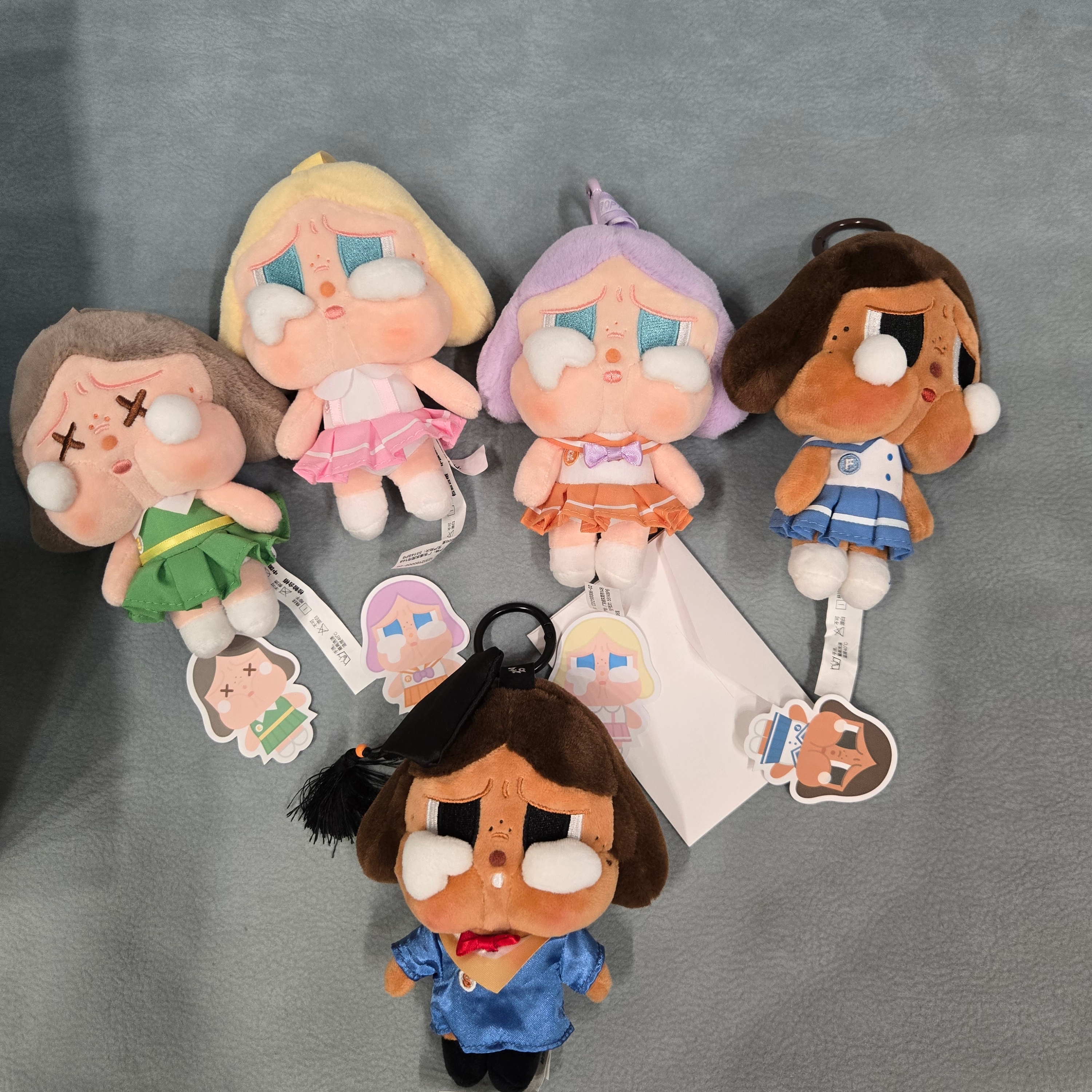 Pop Mart Crybaby Sunset Concert Series Keyring Sealed Case (6 Blind Boxes) 착용 스타일 - 1