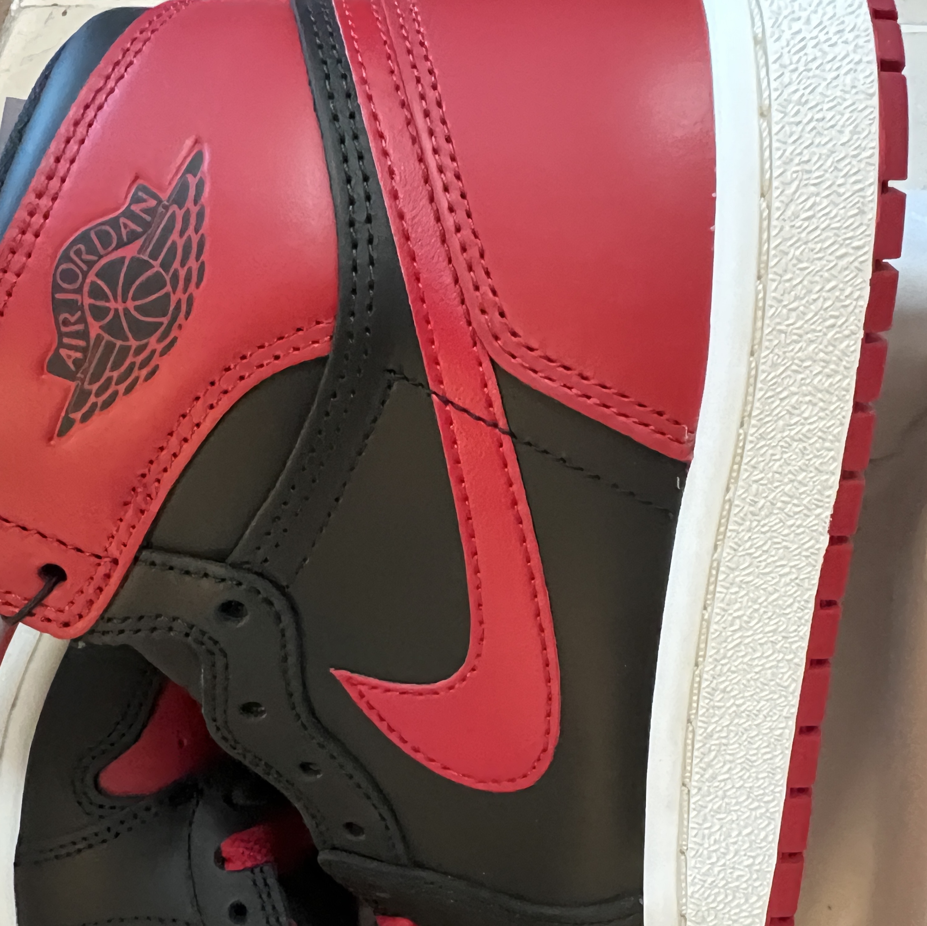 Jordan 1 High 85 Bred 착용 스타일