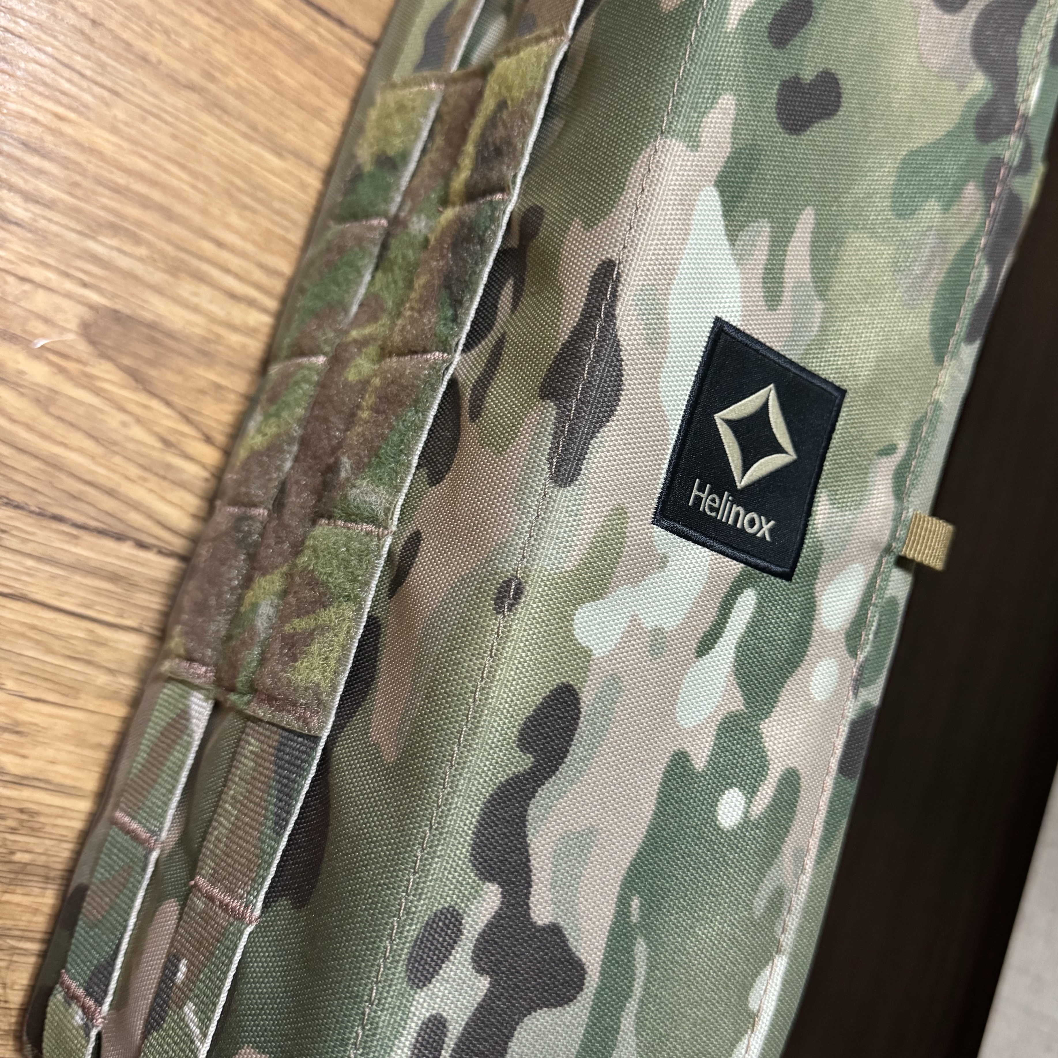 Helinox Tactical Table Side Storage S Multicam 착용 스타일