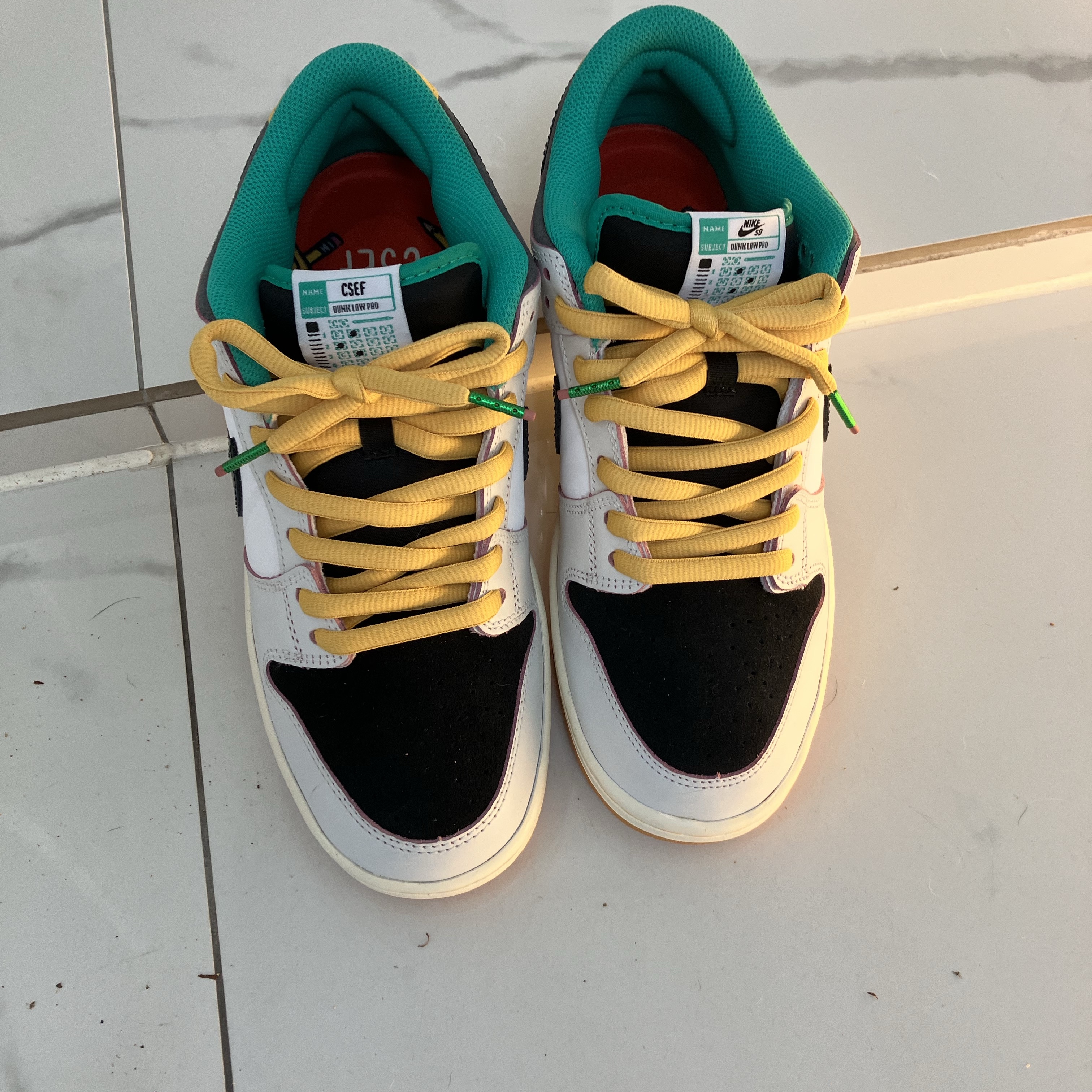 Nike x CSEF SB Dunk Low Pro White and Black 착용 스타일
