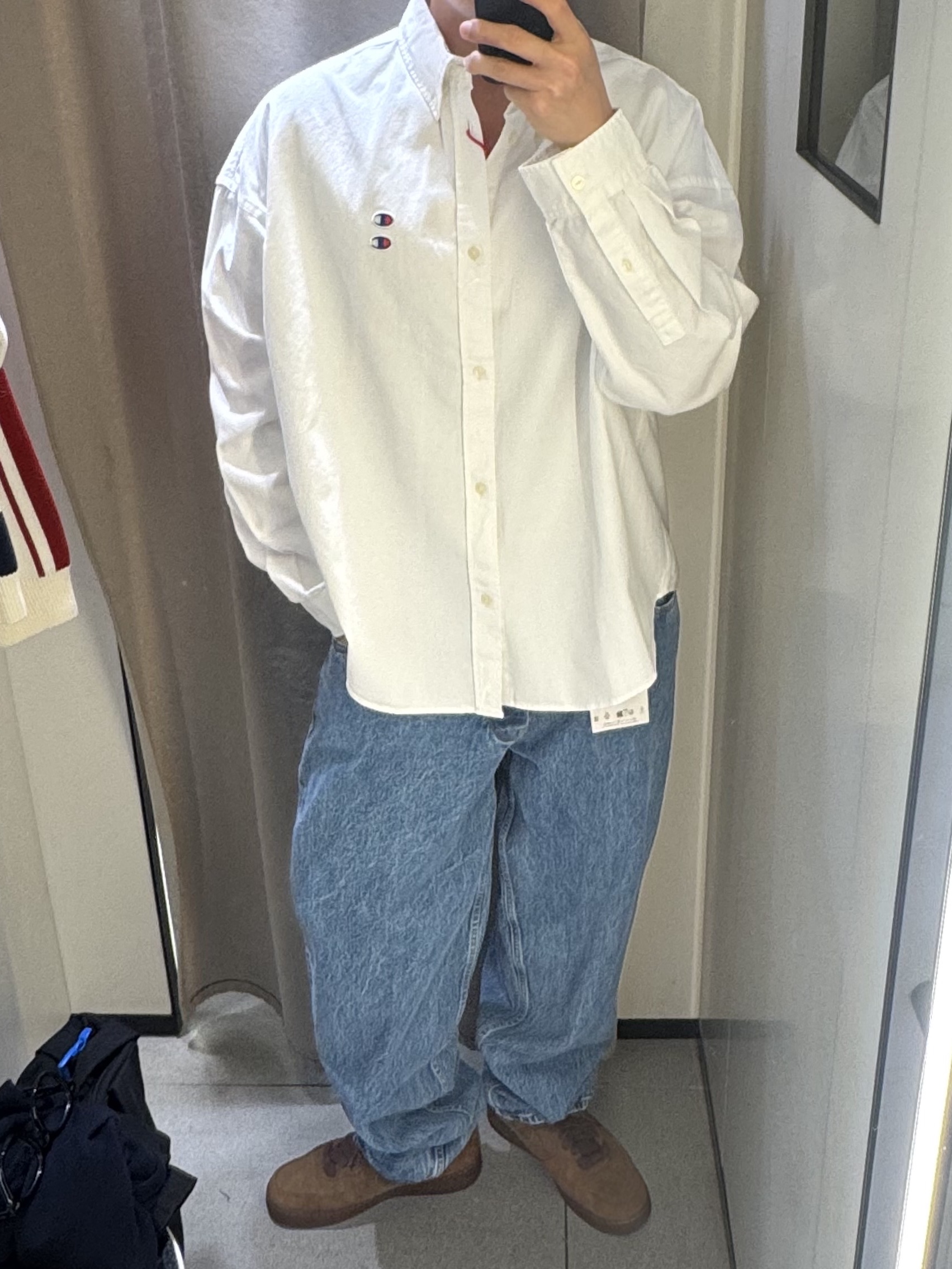 Zara x Champion Jacquard Cable Knit Cardigan Ecru, Zara x Champion Loose Tapered Fit Jeans Light Blue 착용 스타일 - 3