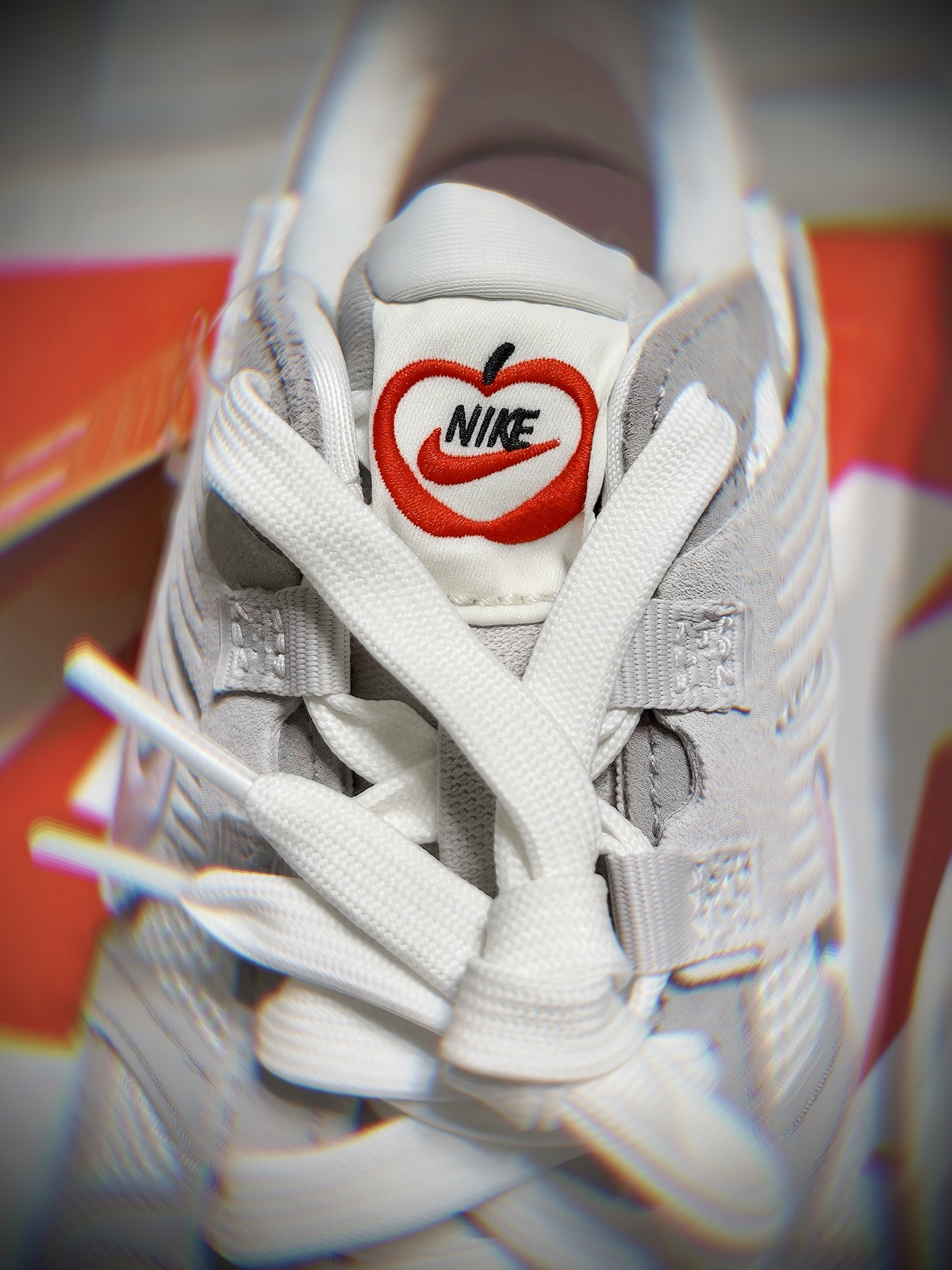 (W) Nike V2K Run Sail Pink Foam, Supreme x Steiff ET Multicolor - 25SS 착용 스타일 - 4