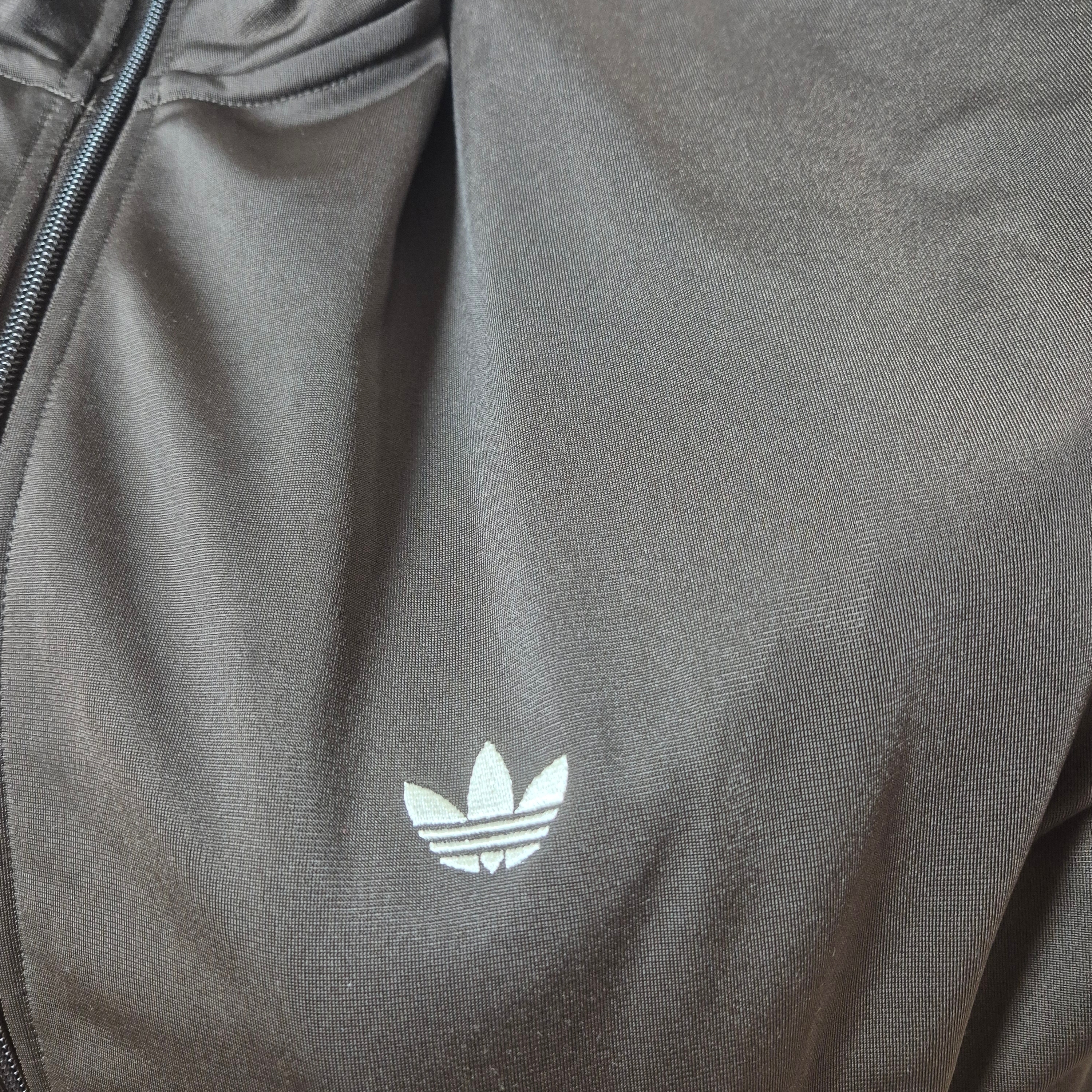 Adidas Originals Track Jacket Gender Neutral Dark Brown Wonder White - KR Sizing 착용 스타일