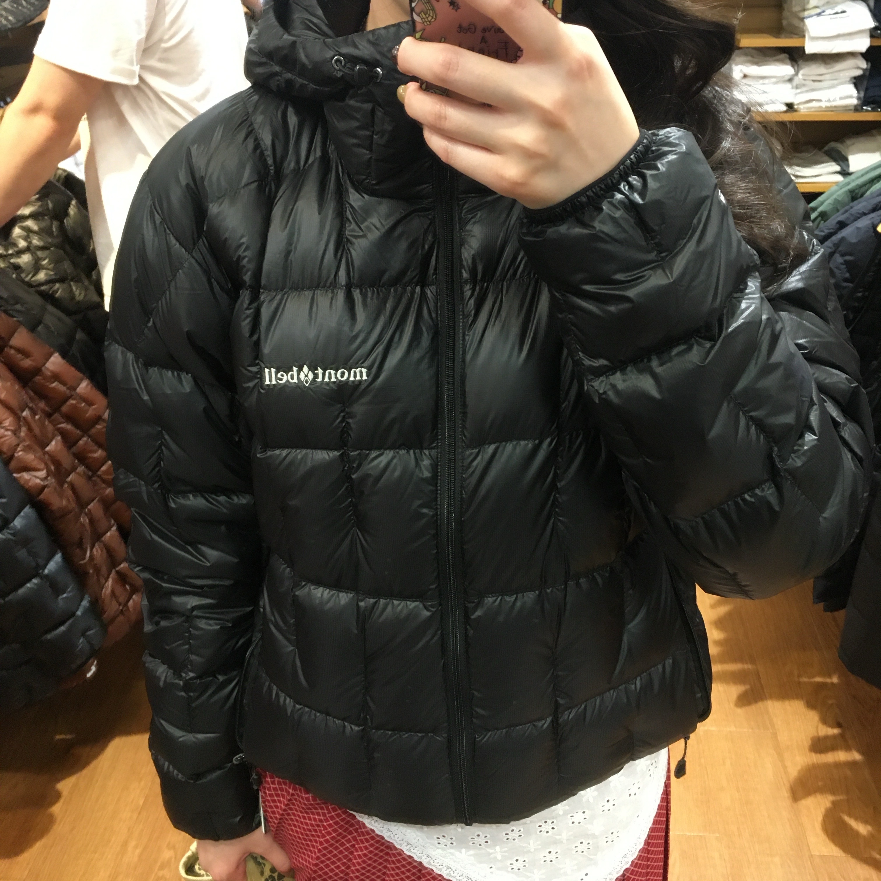 Montbell Superior Down Parka Black 착용 스타일 - 2