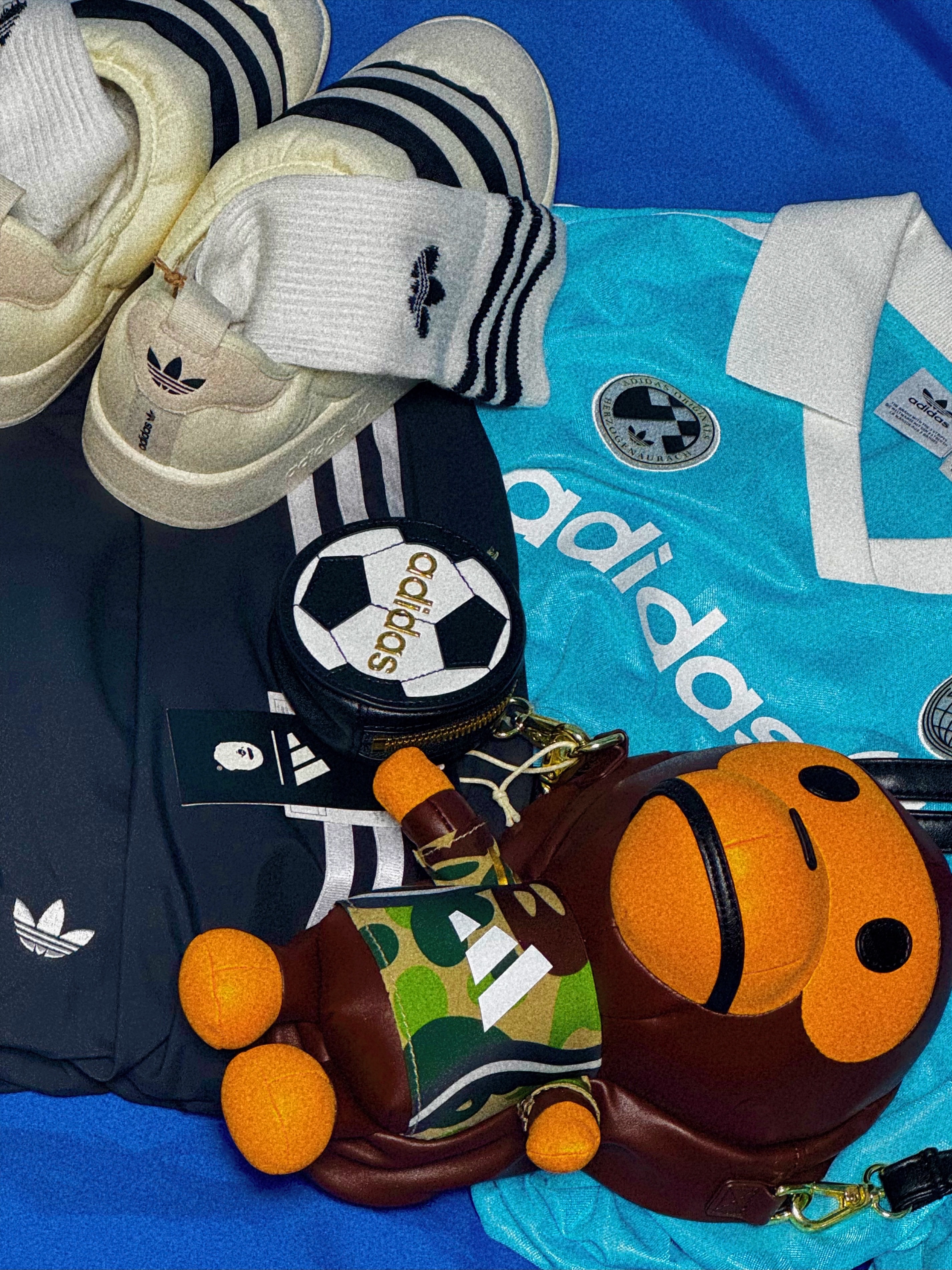 (W) Adidas Football Long Sleeve T-Shirt Light Aqua - US Sizing, Adidas x BAPE Baby Milo Bag Auburn 착용 스타일