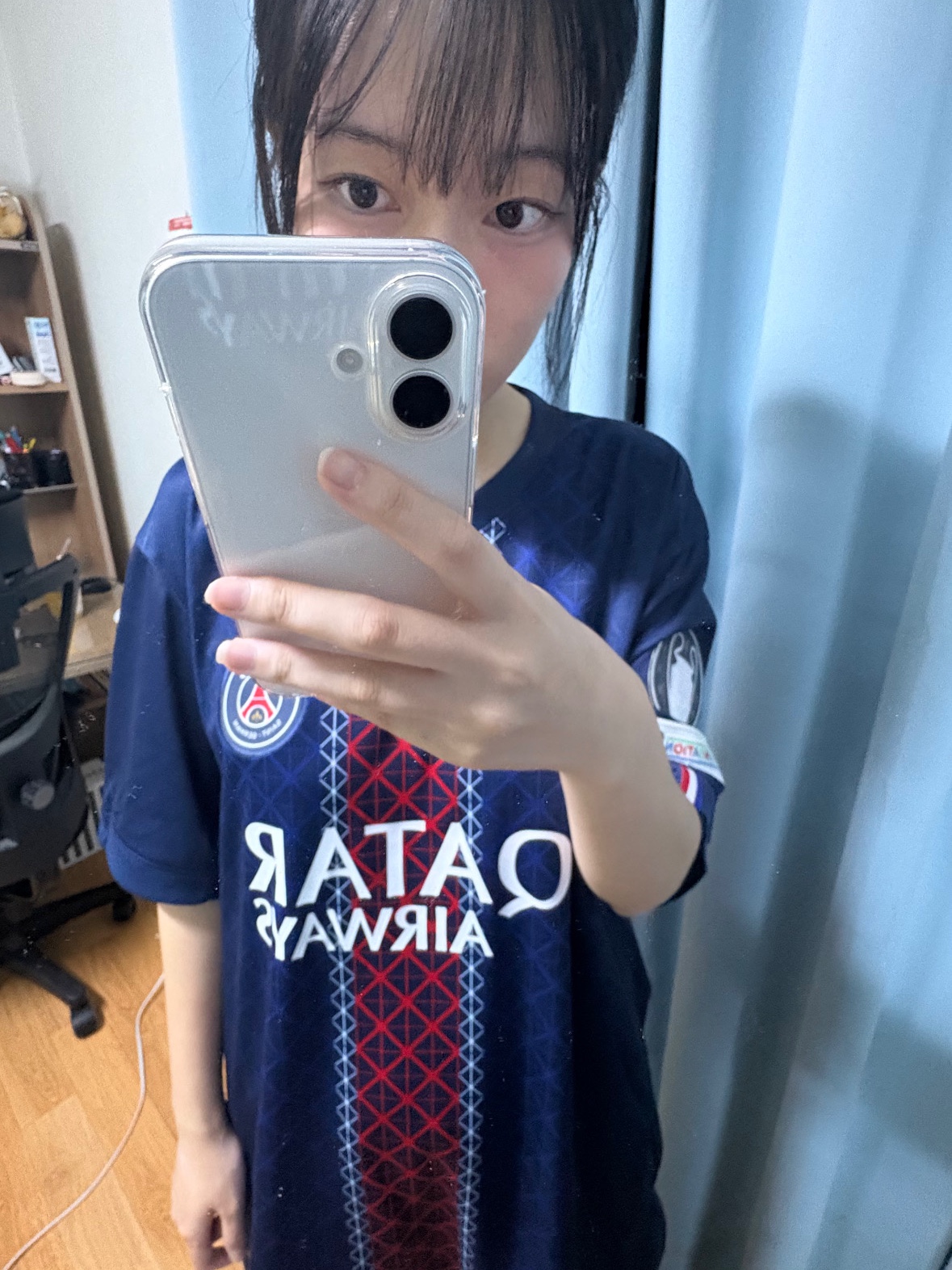 Nike Paris Saint-Germain 2025/26 Stadium Home Dri-Fit Soccer Replica Jersey Midnight Navy (Non Marking Ver.) 착용 스타일 - 1