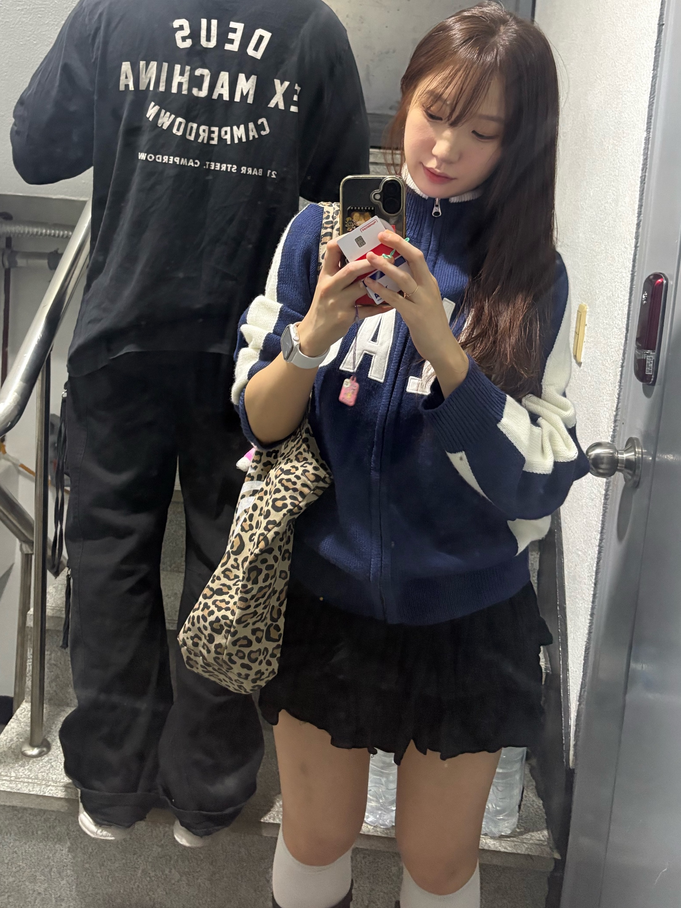 Palace Arch Funnel Knit Navy - 25FW 착용 스타일 - 2