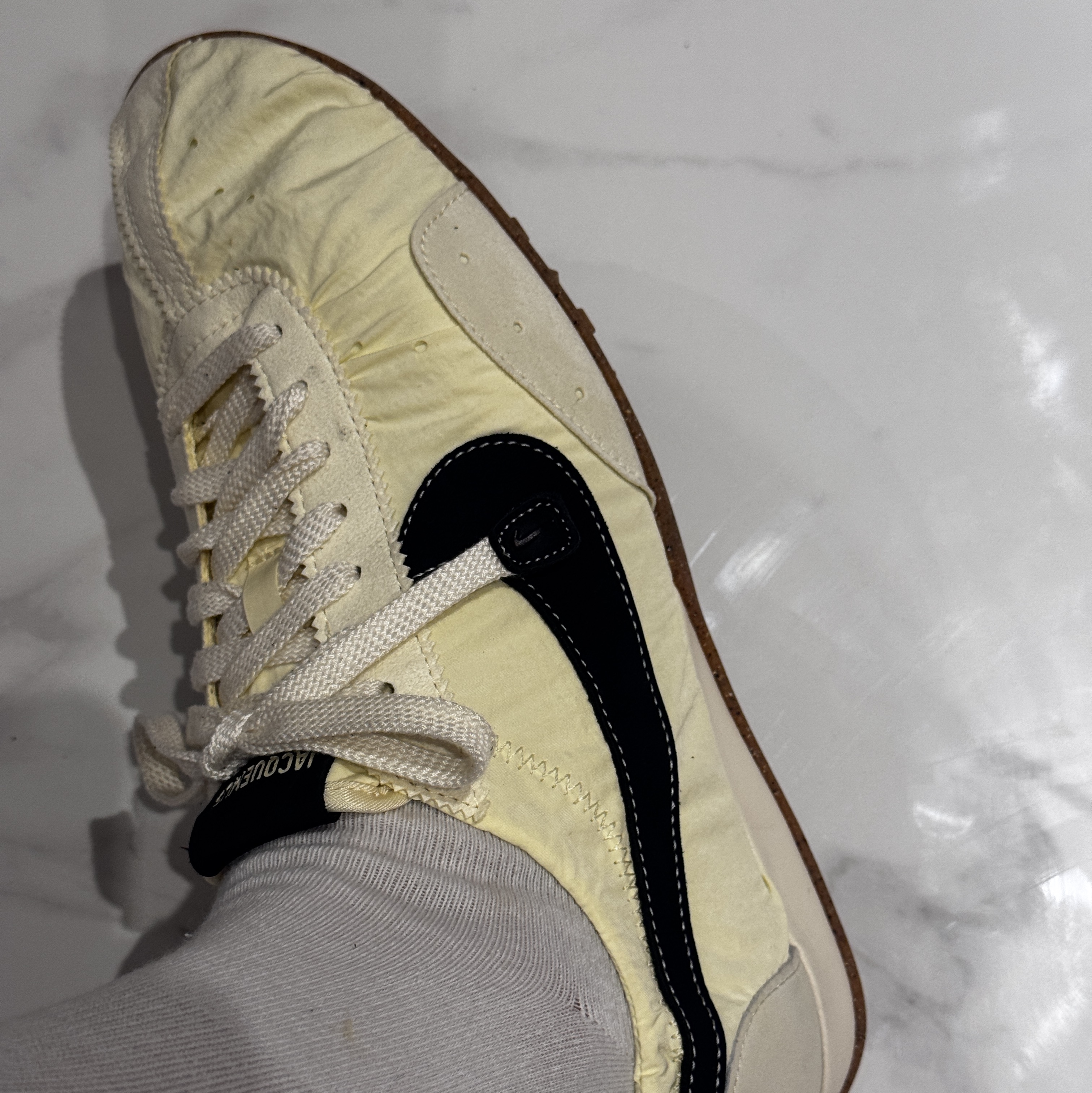 Nike x Jacquemus Moon Shoe SP Alabaster Off Noir 착용 스타일 - 1