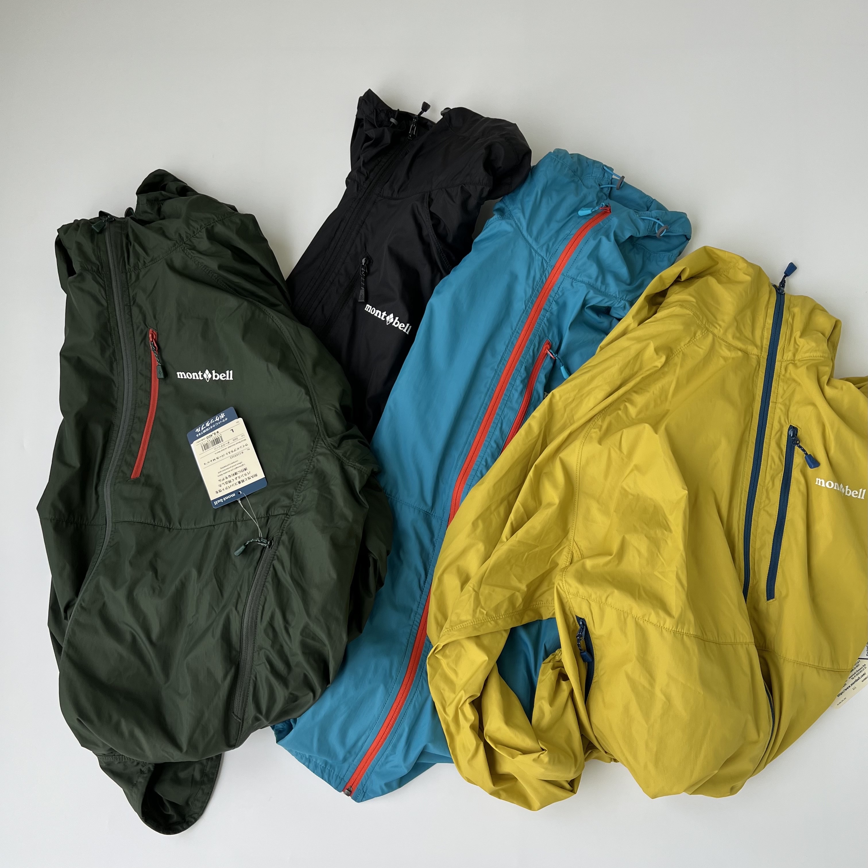 Montbell Wind Blast Hooded Jacket Black, Montbell Wind Blast Hooded Jacket Dark Green 착용 스타일 - 2