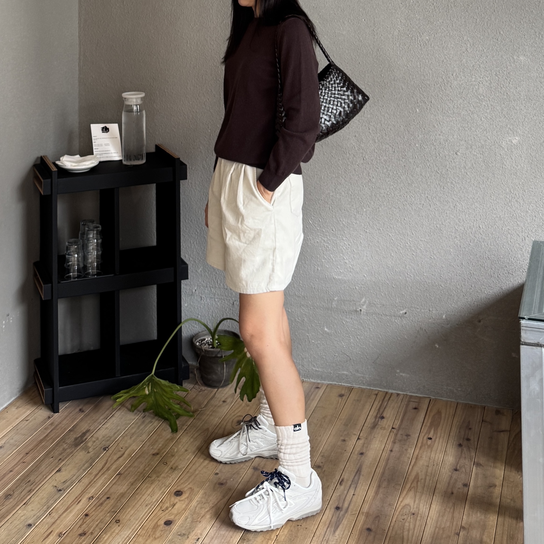 New Balance 204L Timberwolf Linen 착용 스타일 - 2
