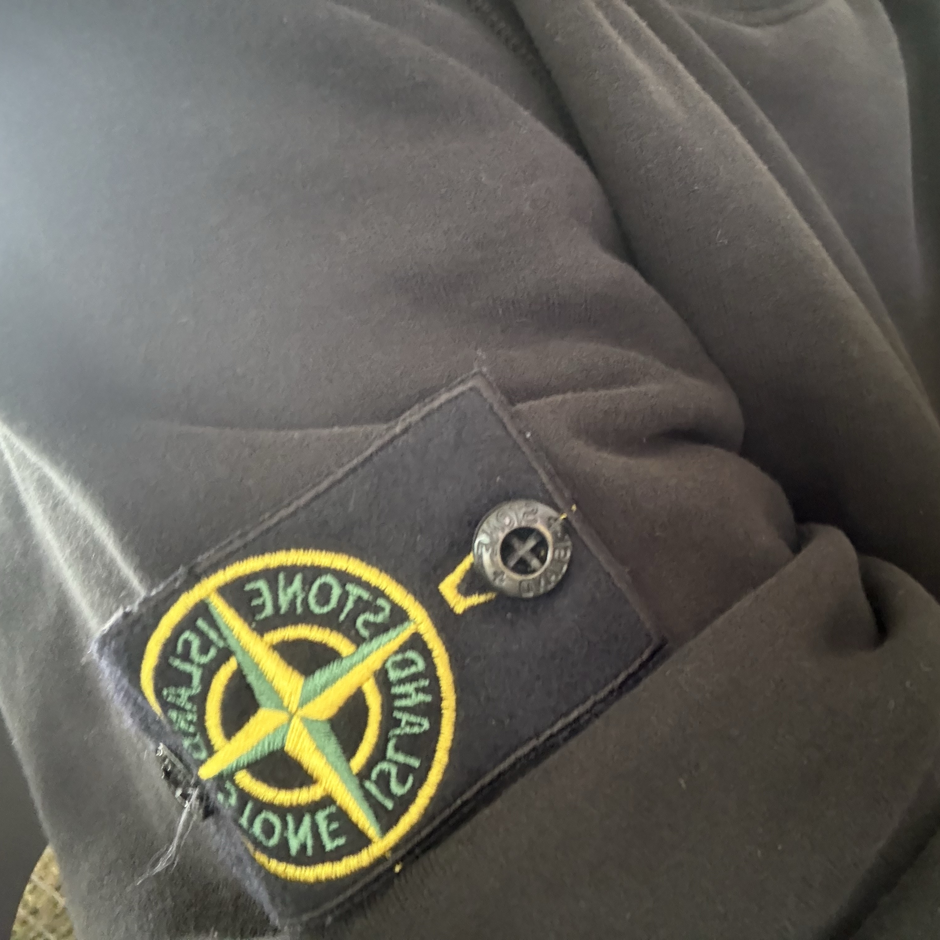 Stone Island 63020 Crewneck Sweatshirt Black - 21FW 착용 스타일