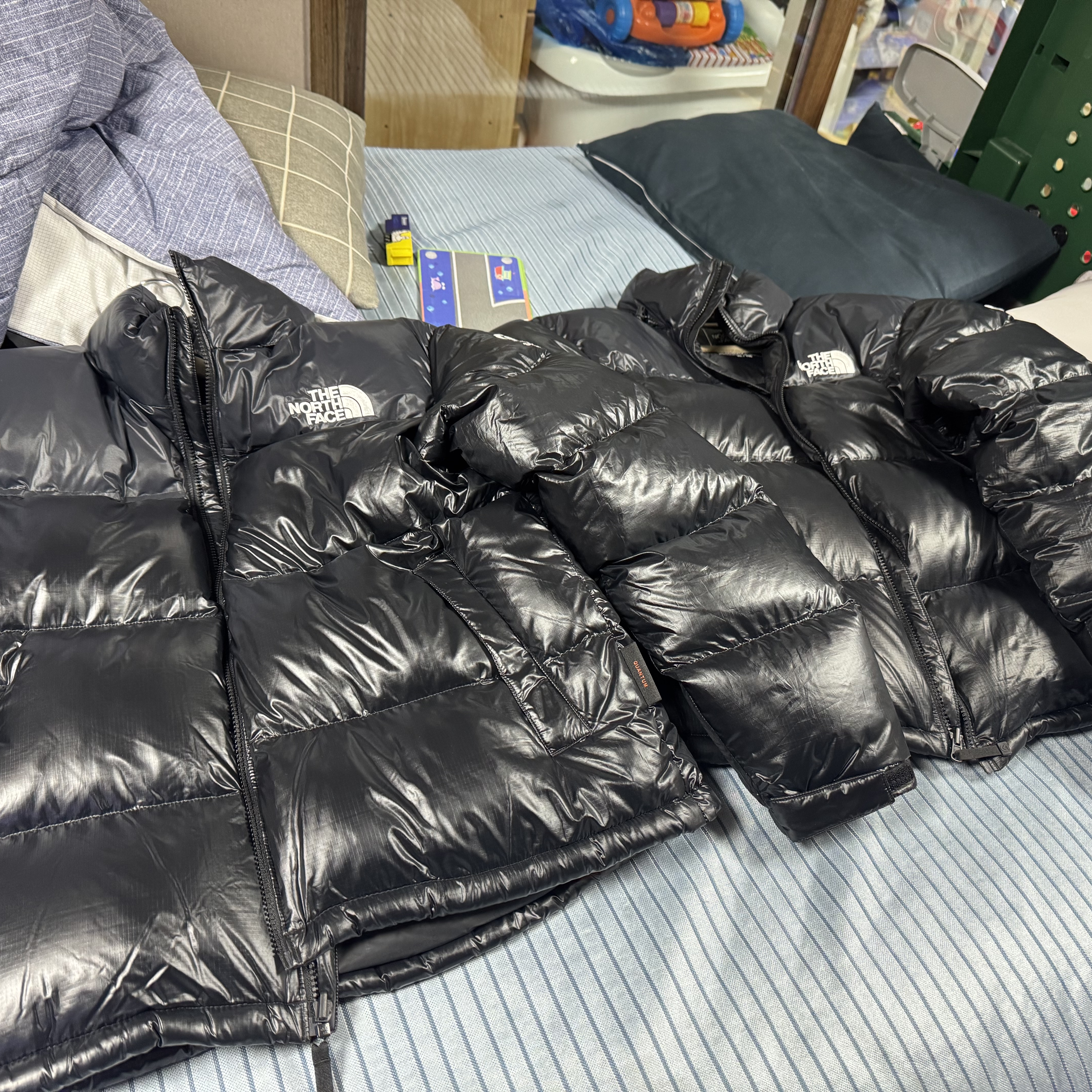 The North Face Quantum Nuptse RDS Jacket Black, The North Face Quantum Nuptse Jacket Black 착용 스타일 - 1