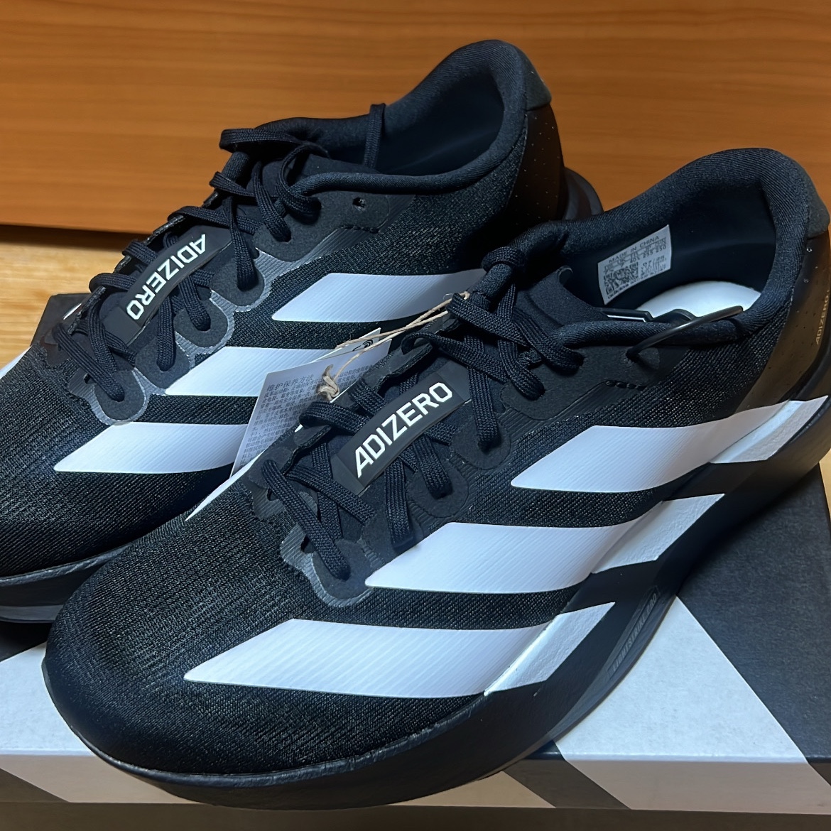 Adidas Adizero EVO SL Core Black Cloud White 착용 스타일 - 3