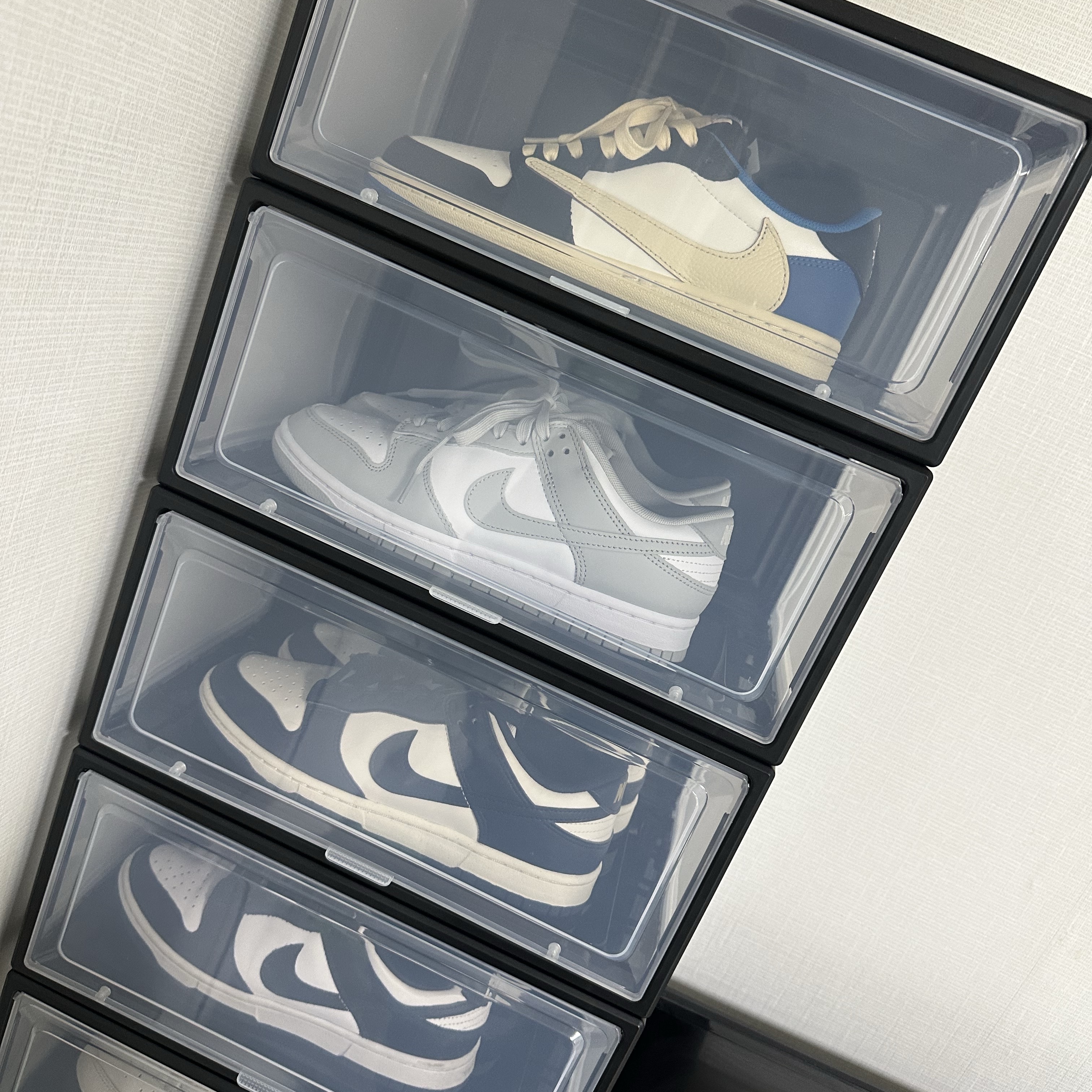 Jordan 1 x Travis Scott x Fragment Retro Low OG SP Military Blue, Nike Dunk Low Retro Grey Fog 착용 스타일 - 1