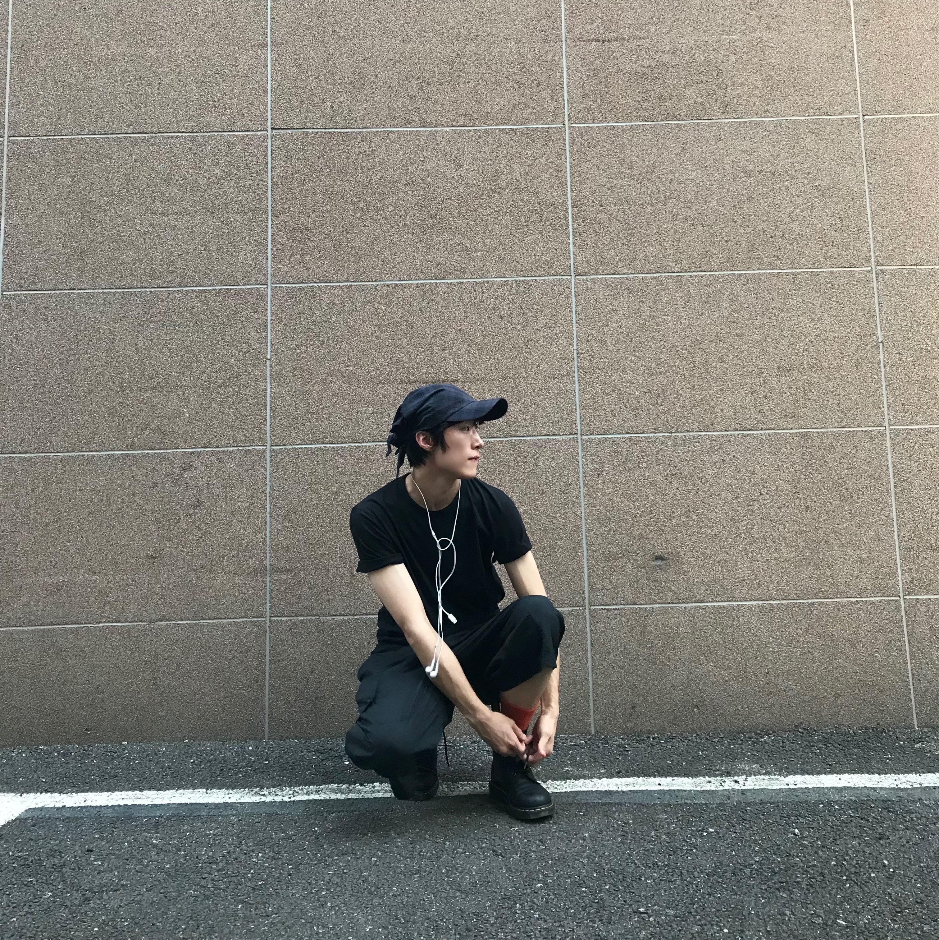 Dr. Martens 1460 Smooth Boots Black 착용 스타일 - 1