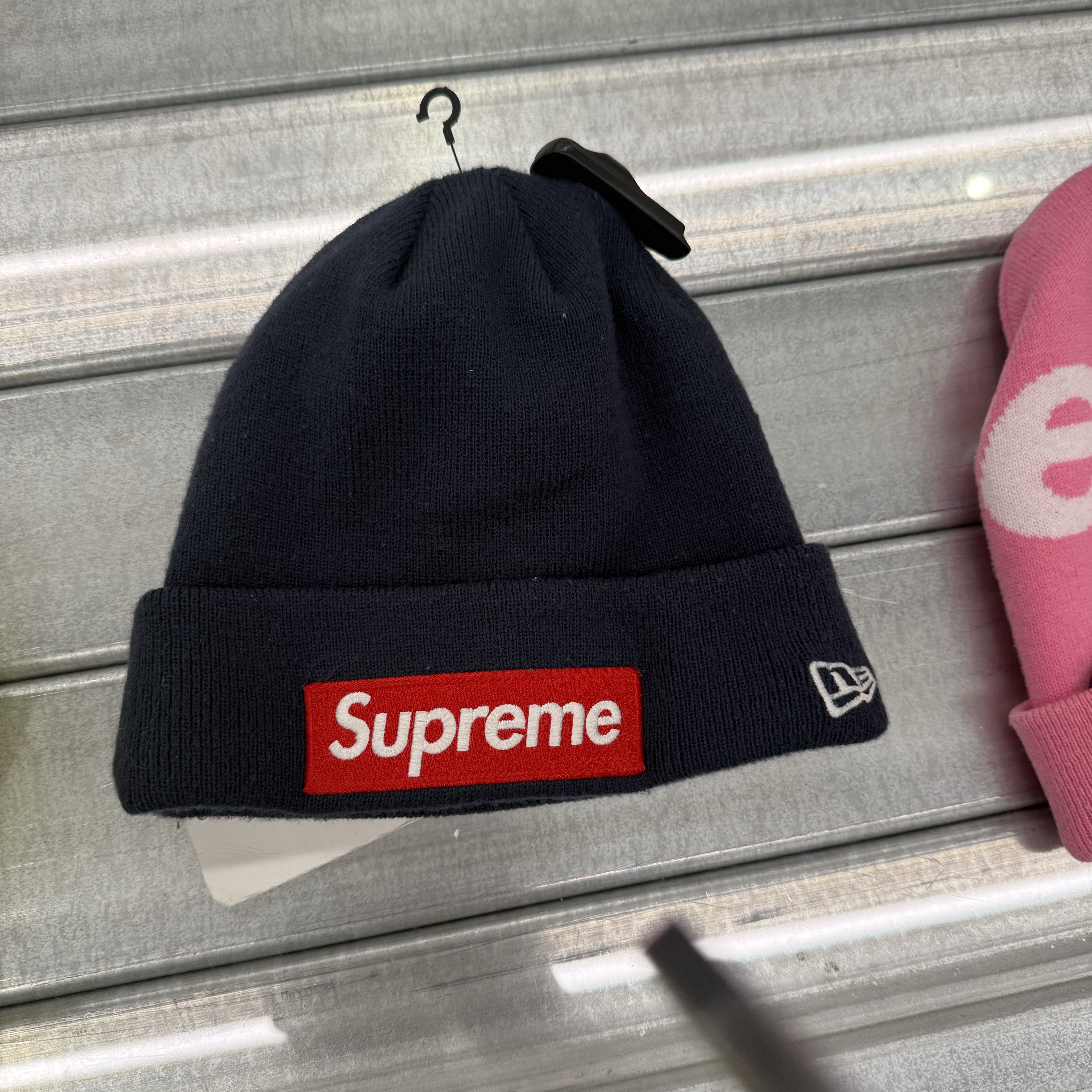 Supreme New Era Box Logo Beanie Navy - 24FW 착용 스타일