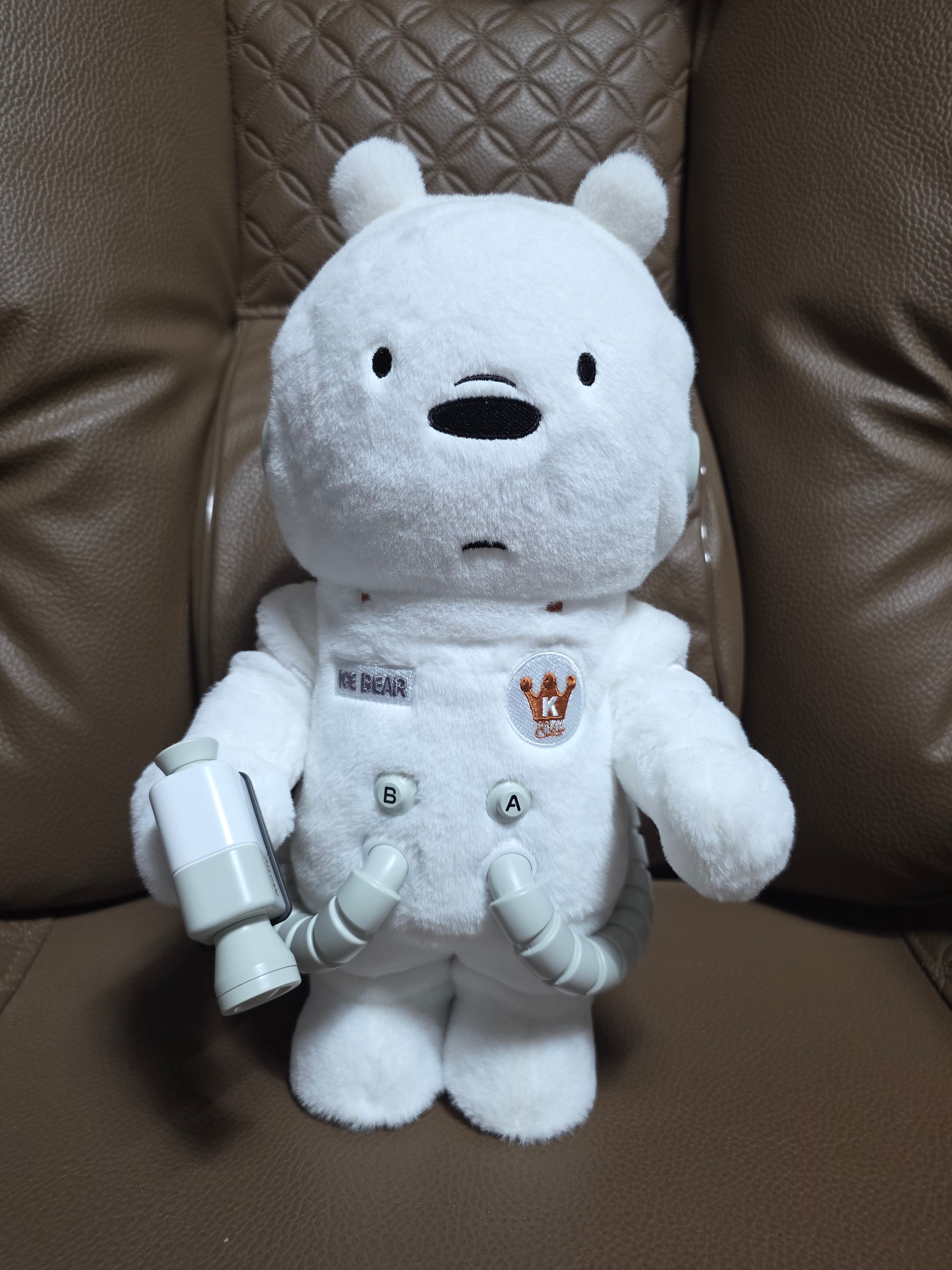 Pop Mart Mega Space Molly 400% We Bare Bears Sealed Case (1 Blind Box) 착용 스타일 - 2