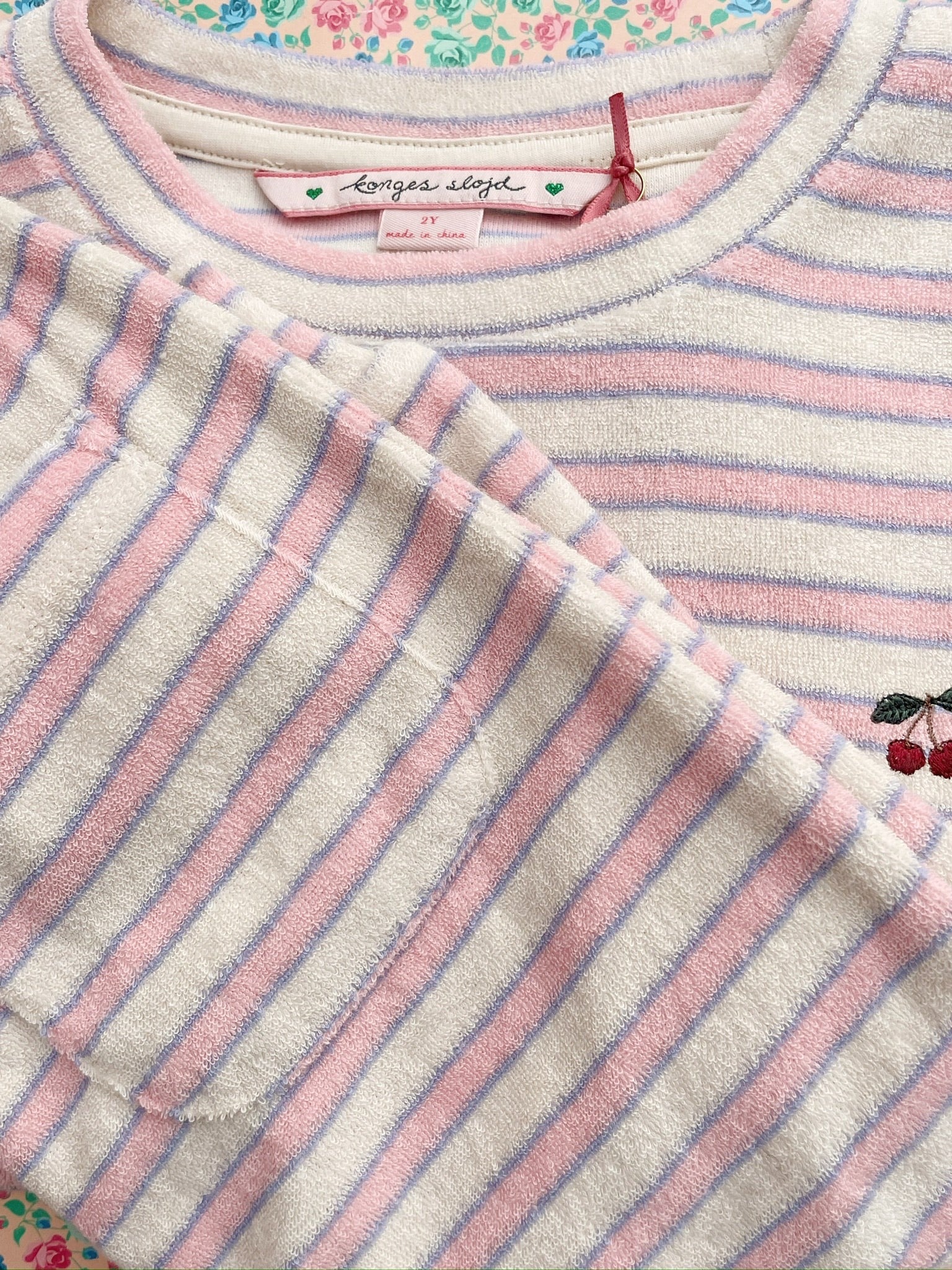 Konges Sløjd Itty Sweat Shirt Gots Lolly Stripe, Konges Sløjd Itty Sweat Pants Gots Lolly Stripe 착용 스타일 - 2