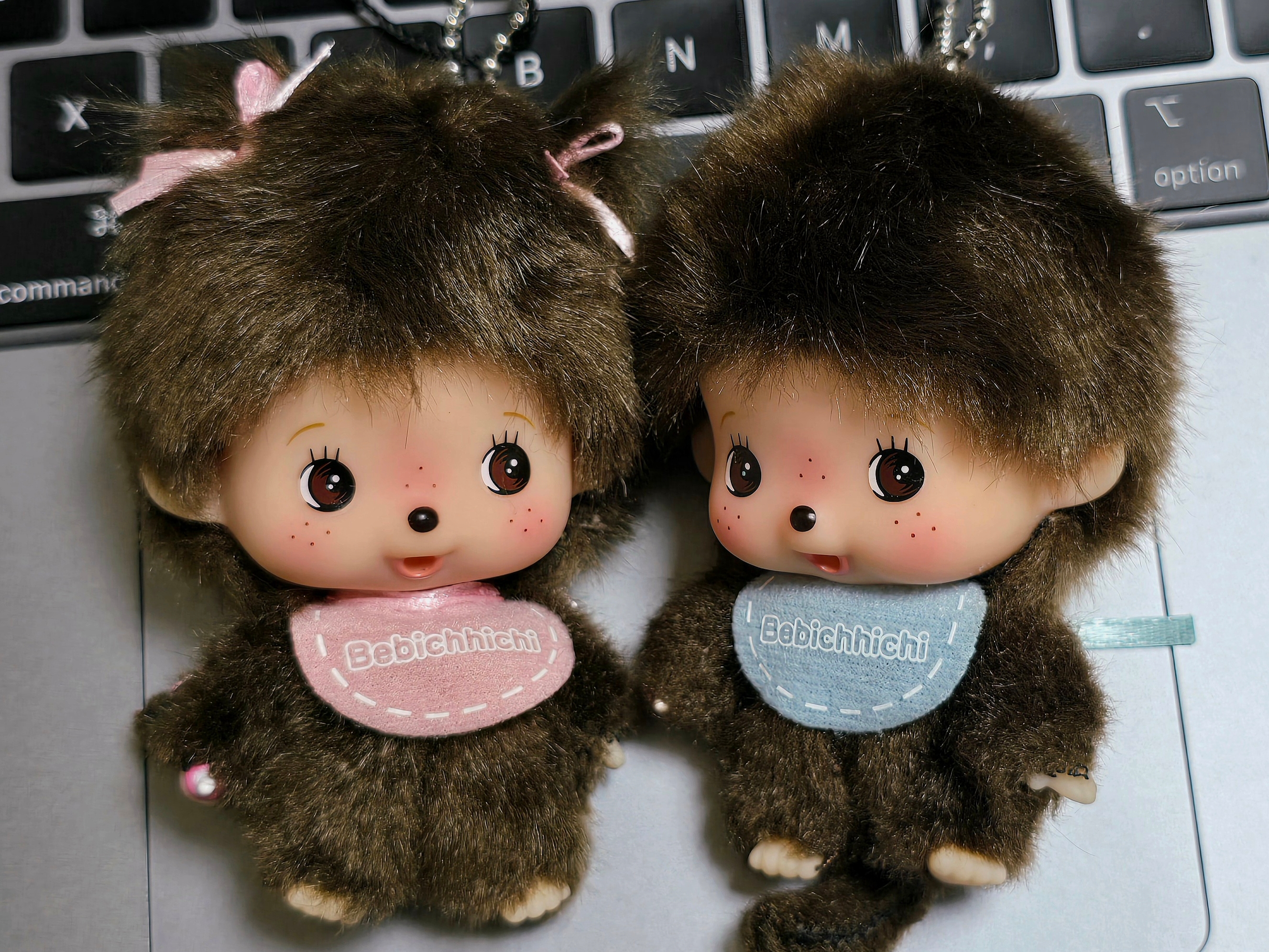 Monchhichi Bebichhichi Bighead SS Girl Key Chain Pink, Monchhichi Bebichhichi Bighead SS Boy Key Chain Blue 착용 스타일 - 2