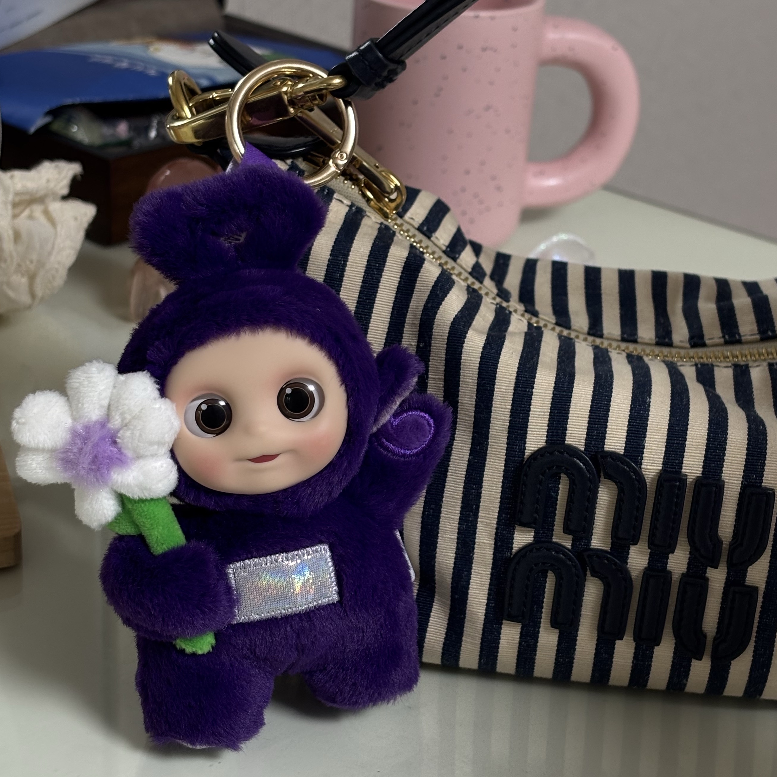 Pop Mart Teletubbies Say Hello Series Figures Sealed Case Tinky Winky's Chill Flower (Opened Case) 착용 스타일 - 3
