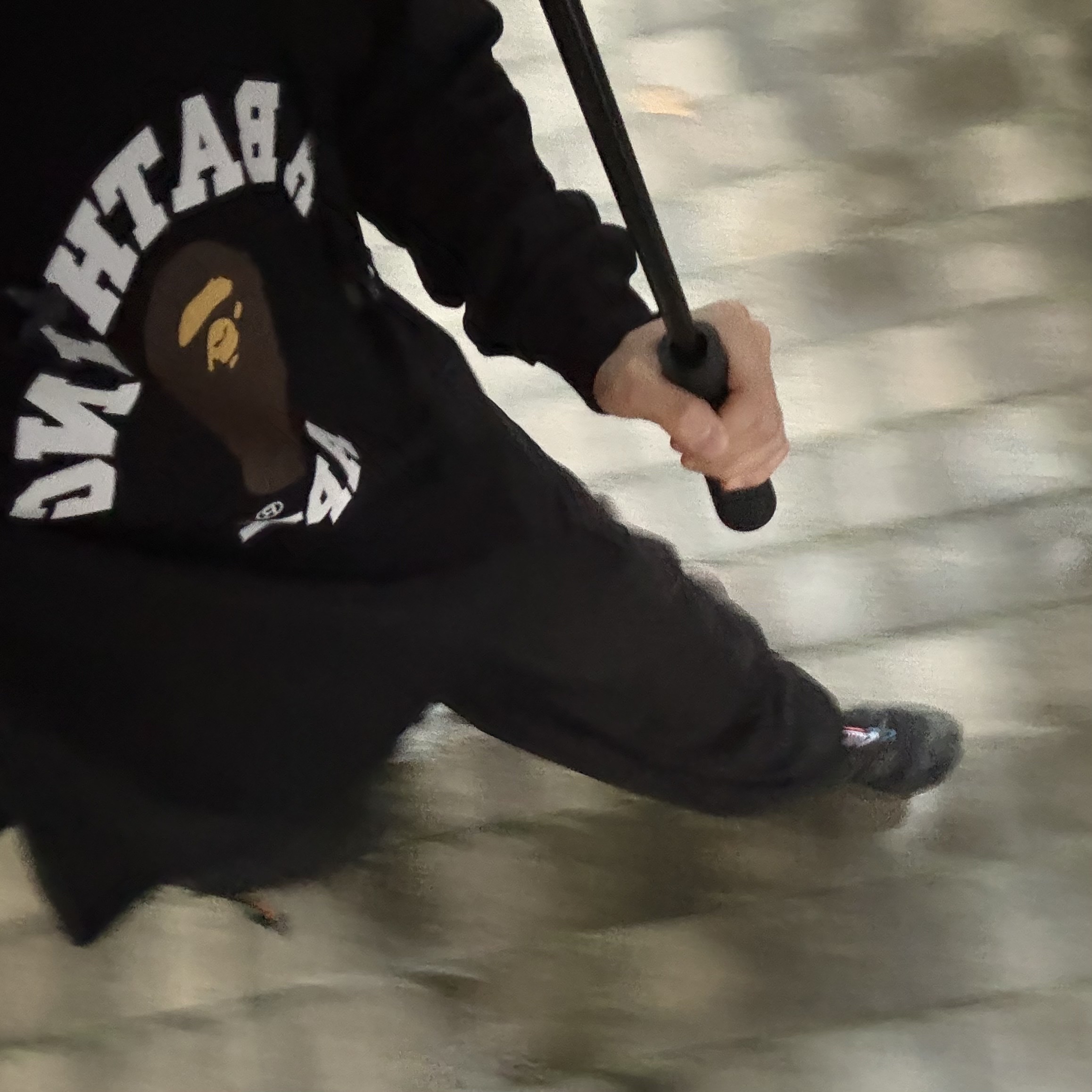 BAPE College L/S T-Shirt Black, Salomon XT-6 ADV Black 착용 스타일