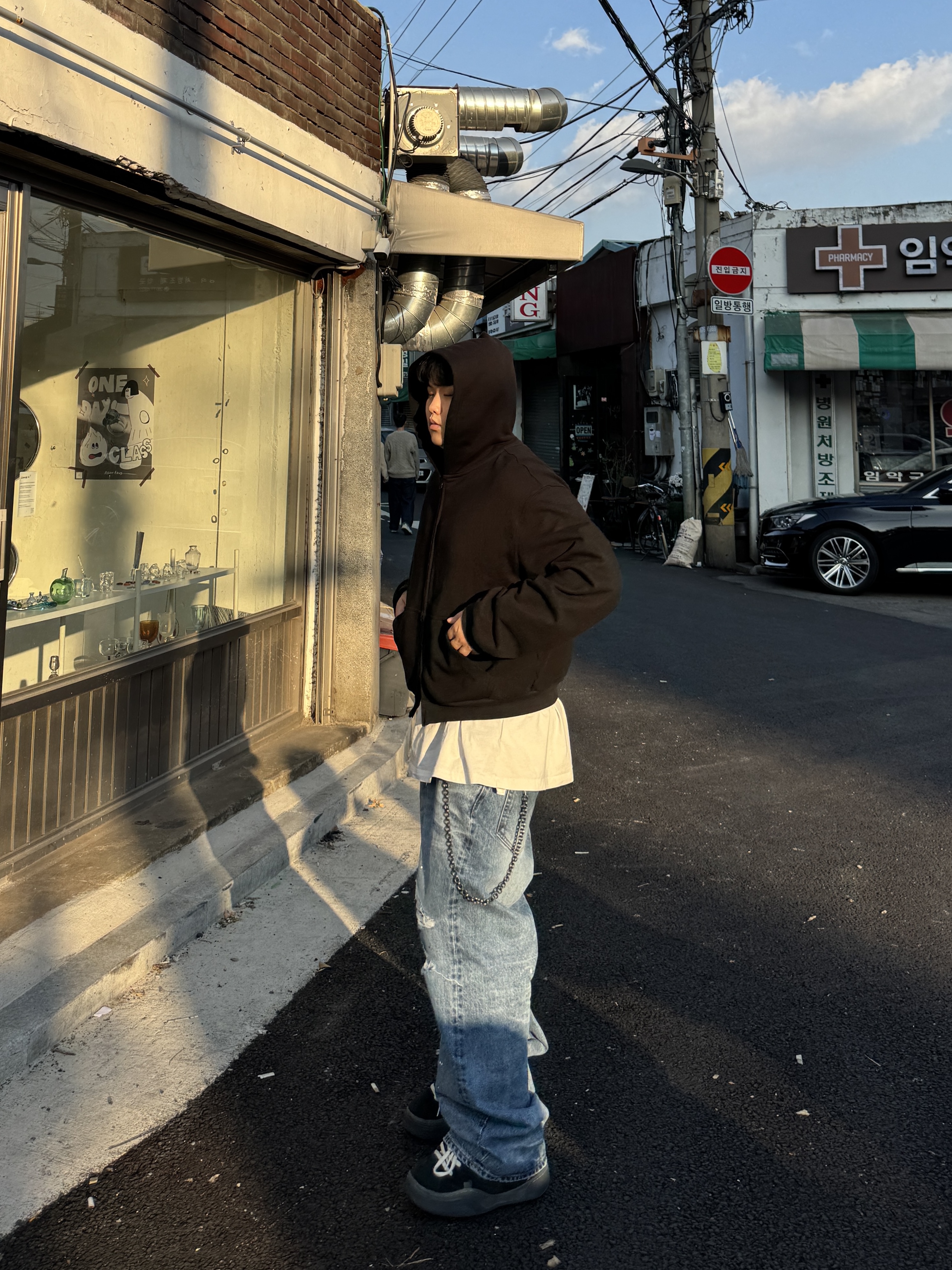 ERL Vamp Skate Shoe Pirate Black 착용 스타일