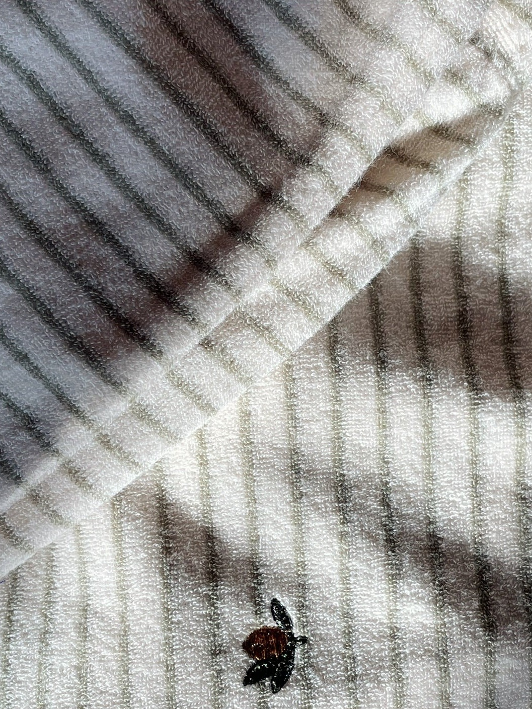 Konges Sløjd Itty Sweat Shirt Gots Tea Stripe, Konges Sløjd Itty Sweat Pants Gots Tea Stripe 착용 스타일 - 2