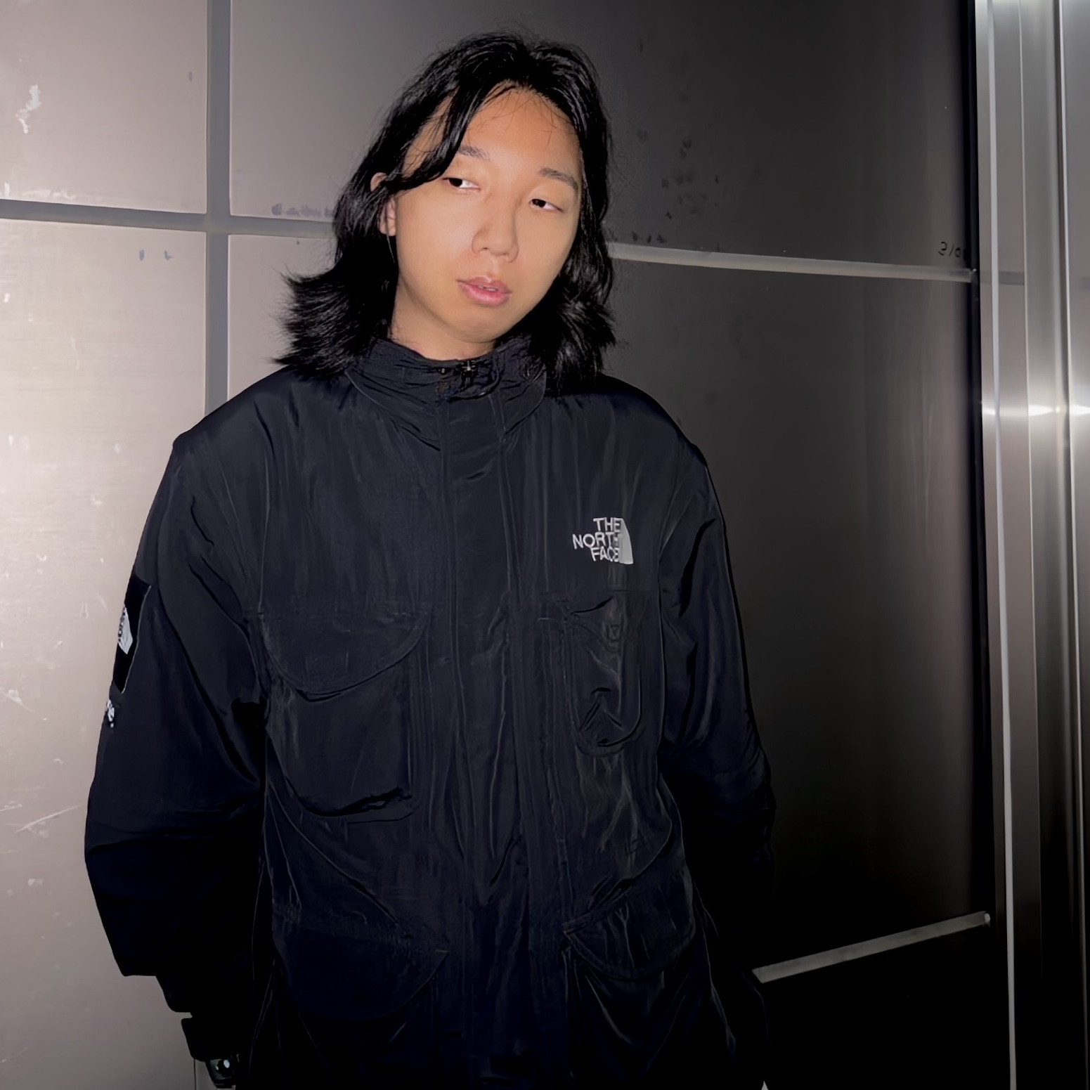 Supreme x The North Face Trekking Convertible Jacket Black - 22SS 착용 스타일 - 2
