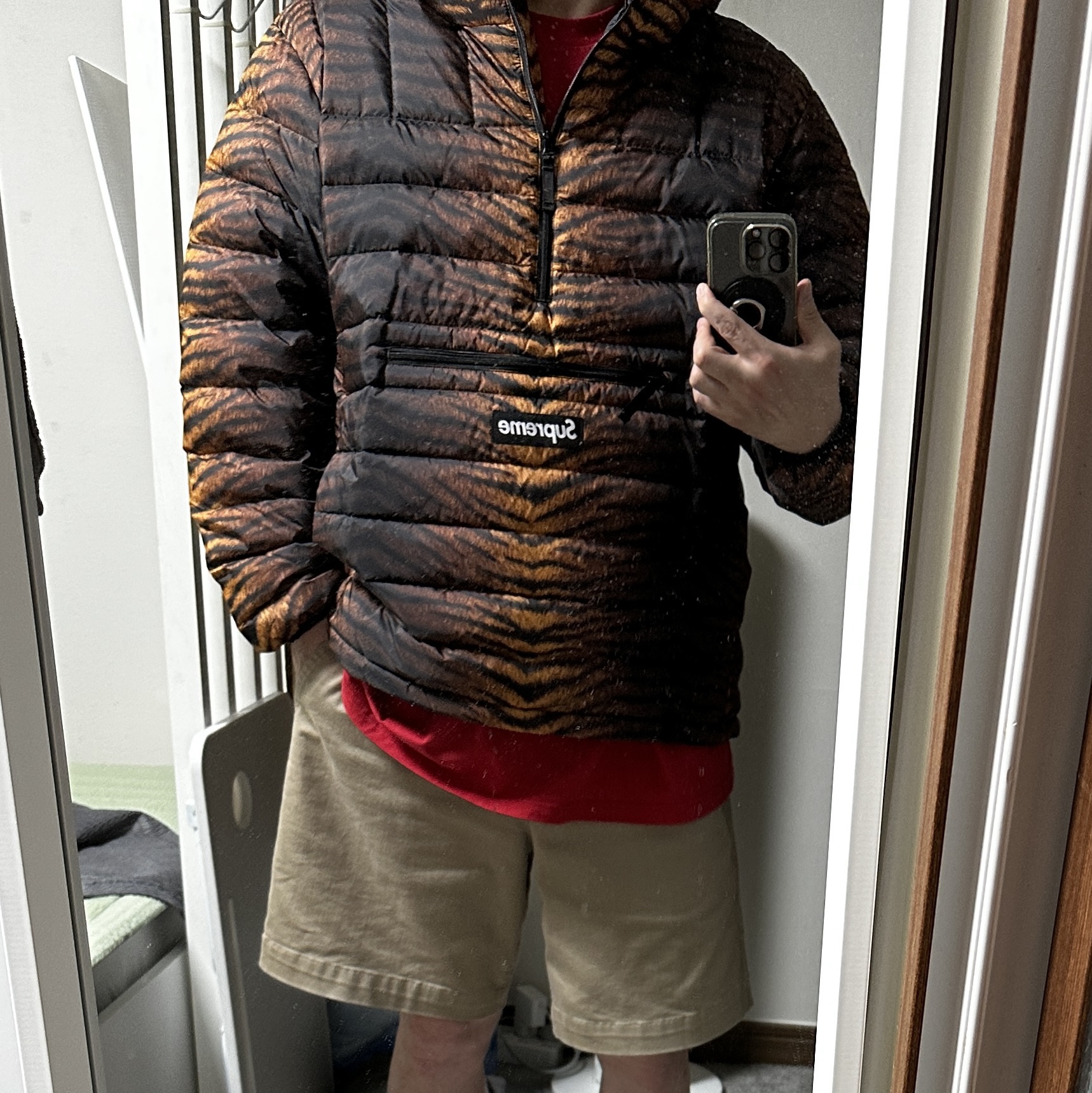 Supreme Micro Down Half Zip Hooded Pullover Tiger - 25FW 착용 스타일 - 1