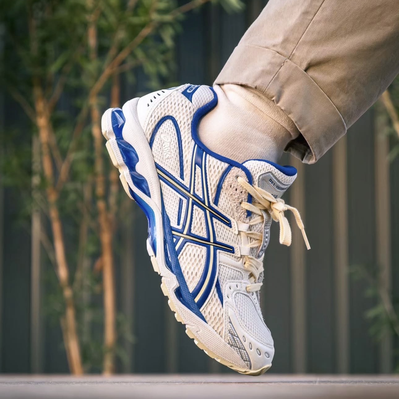 Asics x END. Gel-Nimbus 10.1 Snow White Sodalite Blue 착용 스타일