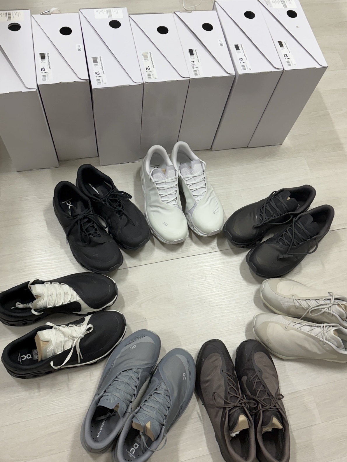 On Running x Post Archive Faction (Paf) Cloudmonster Hyper Phantom Apollo, On Running x Post Archive Faction (Paf) Cloudmonster Hyper Black 착용 스타일 - 2