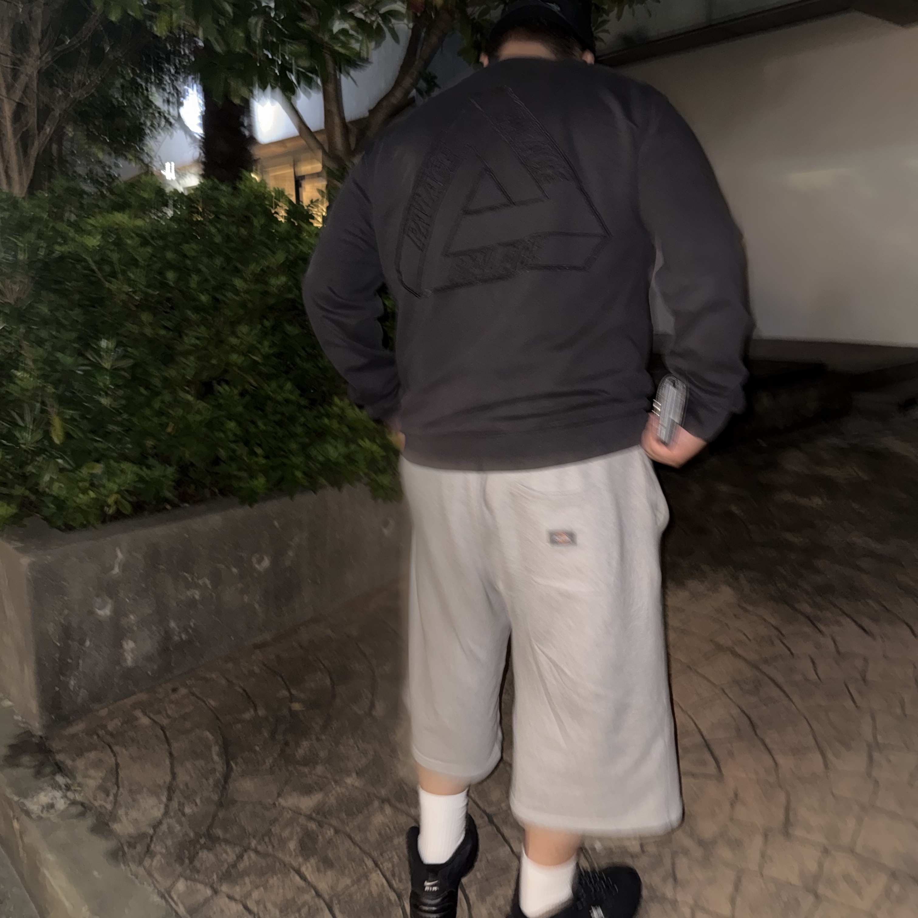 Palace Tri-Stitch Crew Black - 22SS, Nike x Stussy Air Penny II Black 착용 스타일
