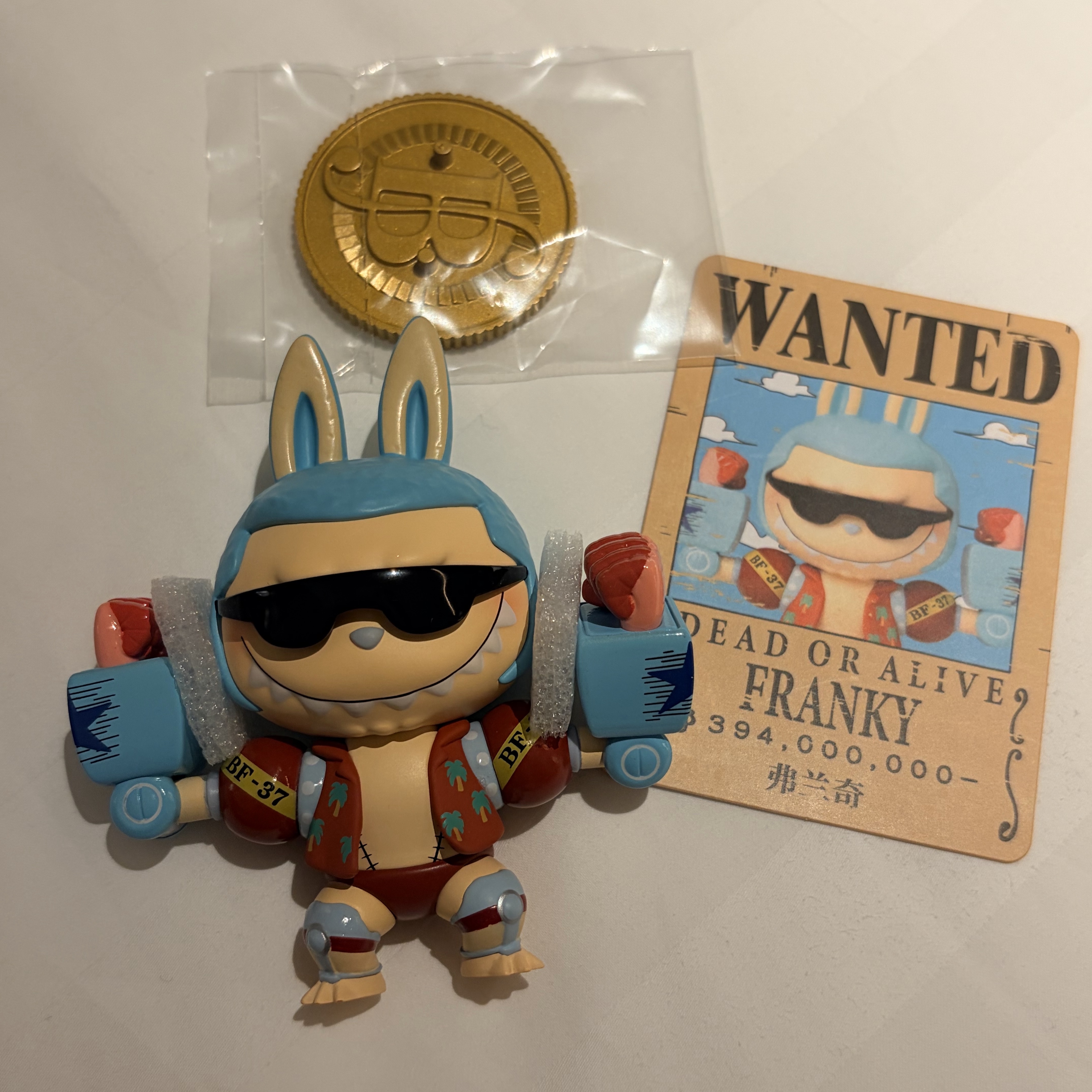 Pop Mart Labubu The Monsters x One Piece Series Figures Sealed Case (1 Blind Box), Pop Mart Labubu The Monsters x One Piece Series Figures Franky (Opened Case) 착용 스타일 - 2