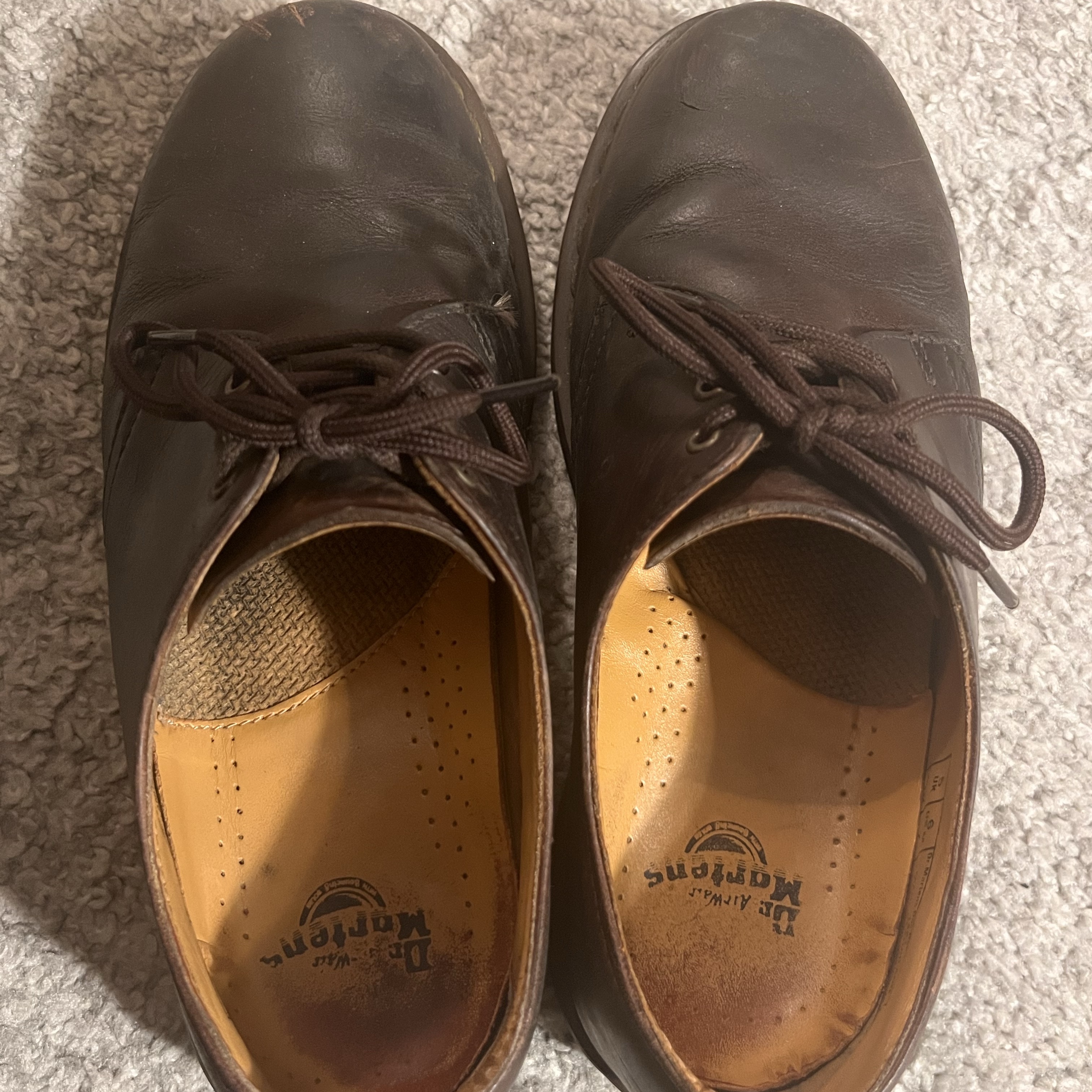 Dr. Martens 1461 Crazy Horse Dark Brown 착용 스타일 - 2