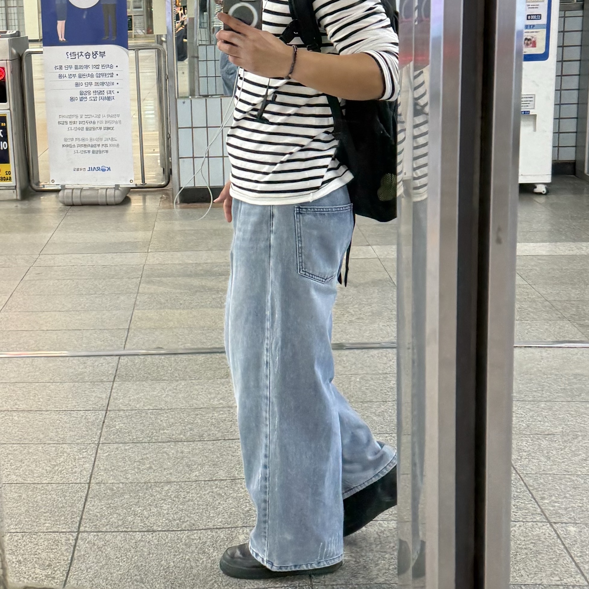 Saint James Minquiers Modern Striped Sailor Long Sleeve T-Shirt Neige Noir 착용 스타일 - 2