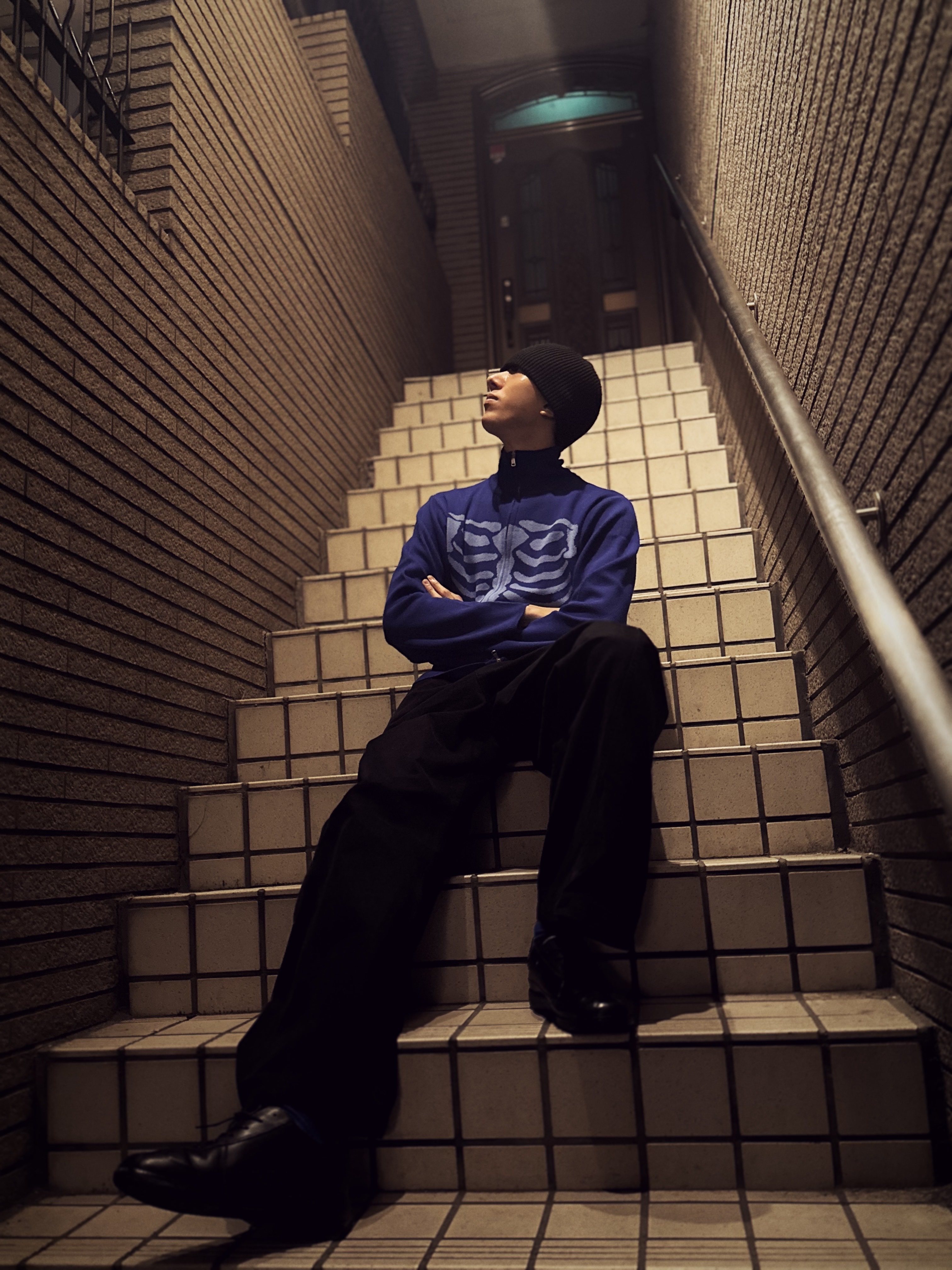 Pemont Dress Black, Oakley Session Beanie Blackout 착용 스타일