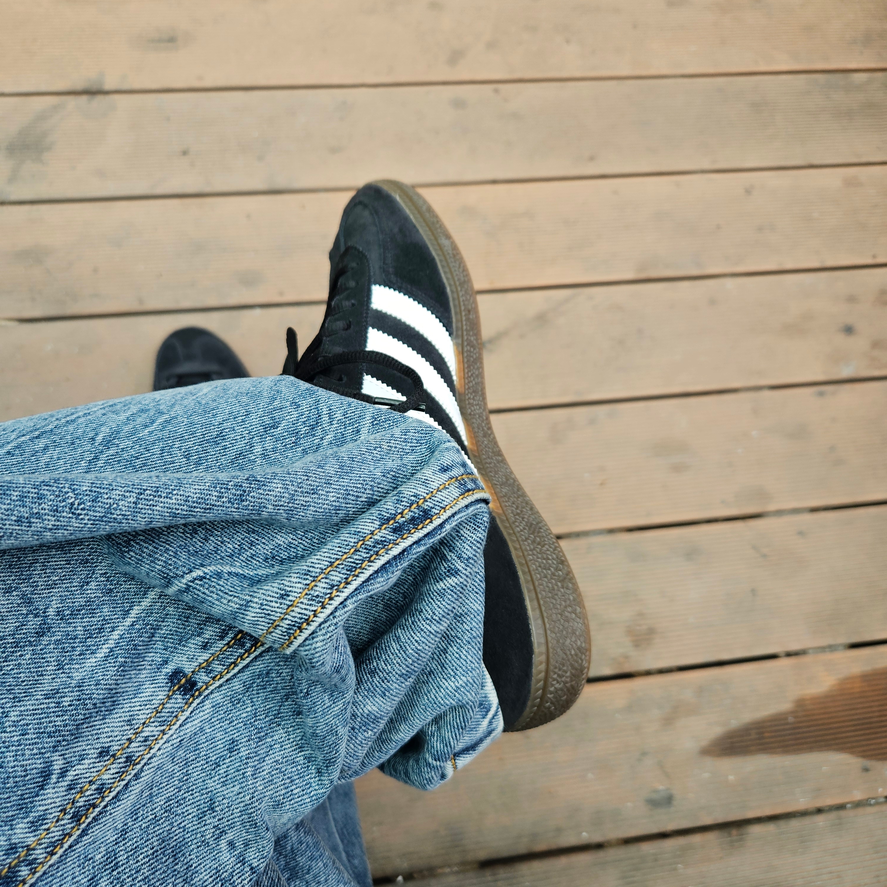 Adidas Spezial Handball Core Black 착용 스타일