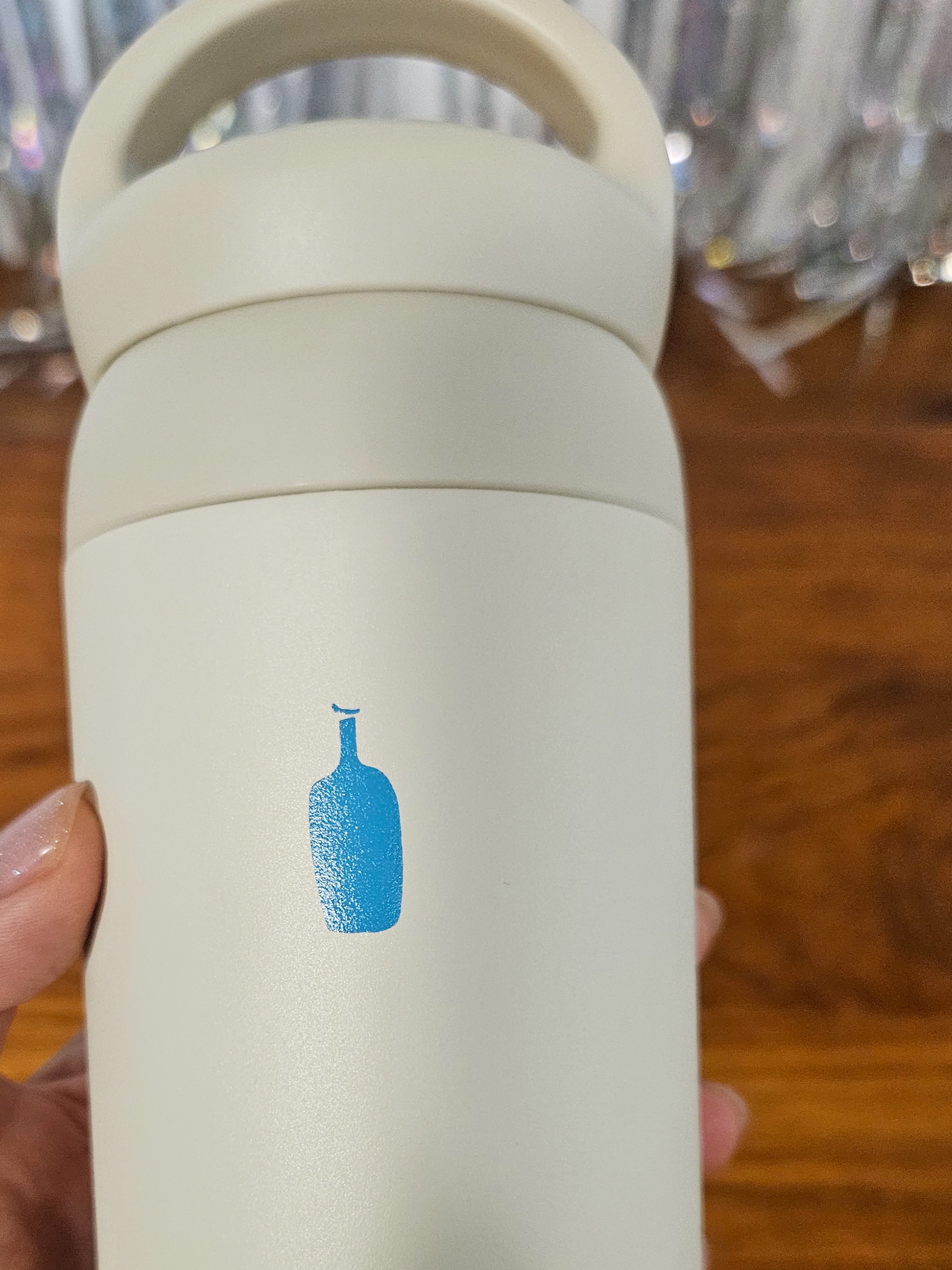 Human Made x Blue Bottle Coffee Day Off Tumbler White 착용 스타일 - 2