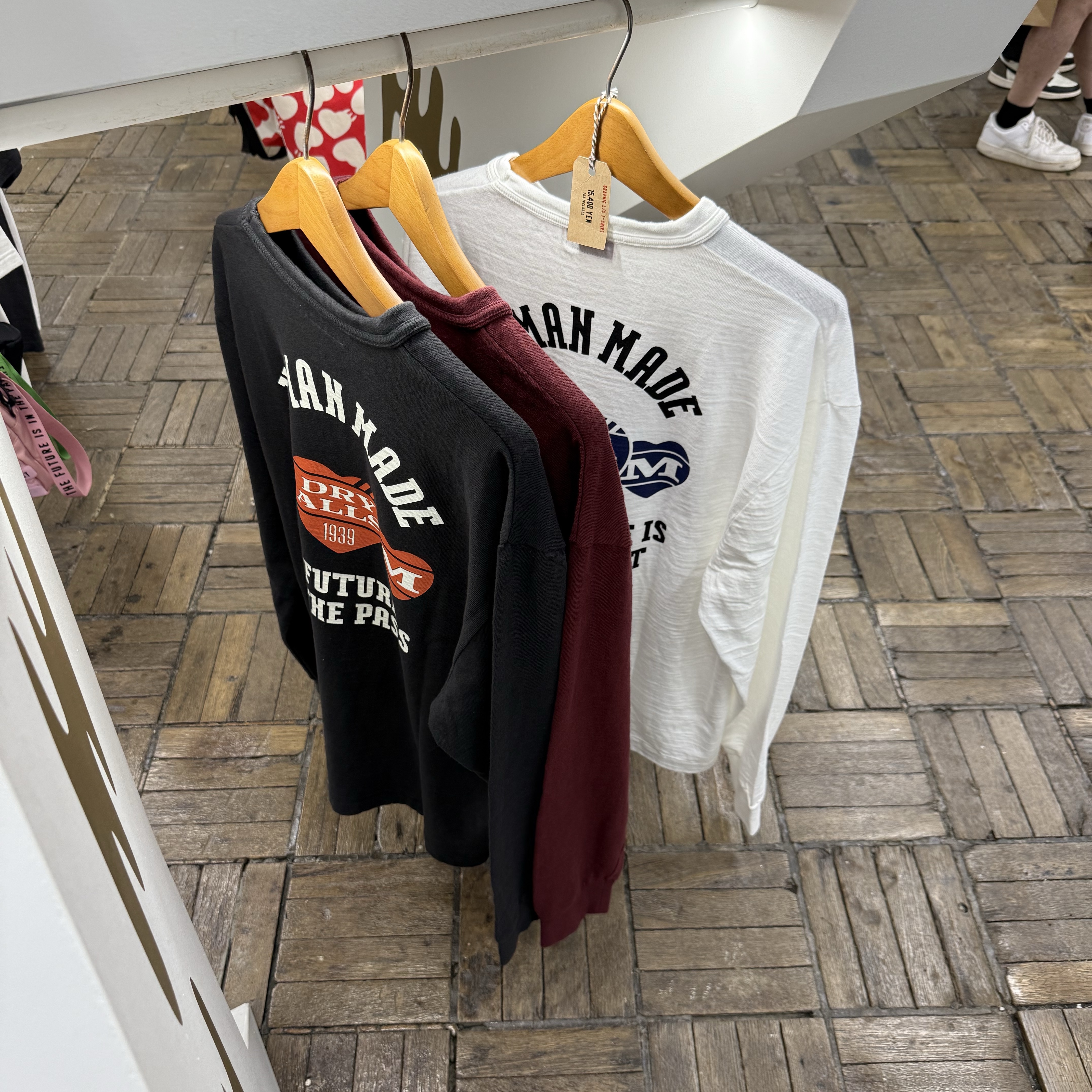 Human Made Graphic L/S T-Shirt Black, Human Made Graphic L/S T-Shirt Burgundy 착용 스타일