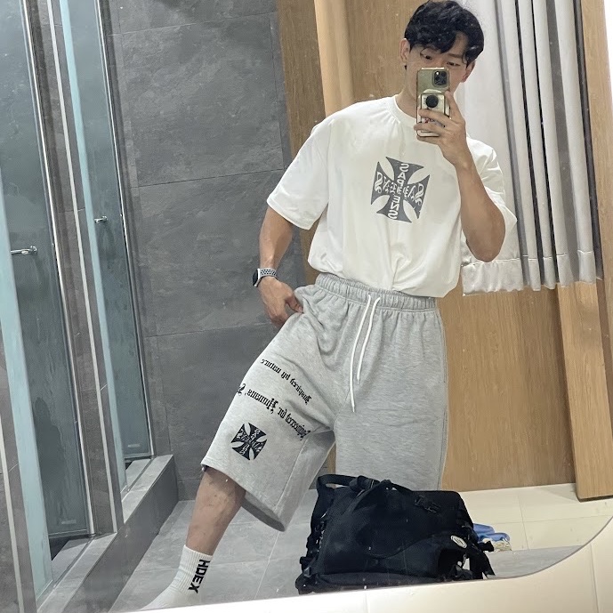 Sapiens Neo Sapiens Over Fit Short Sleeves White, Sapiens Engineered Over Fit Shorts Gray 착용 스타일 - 2