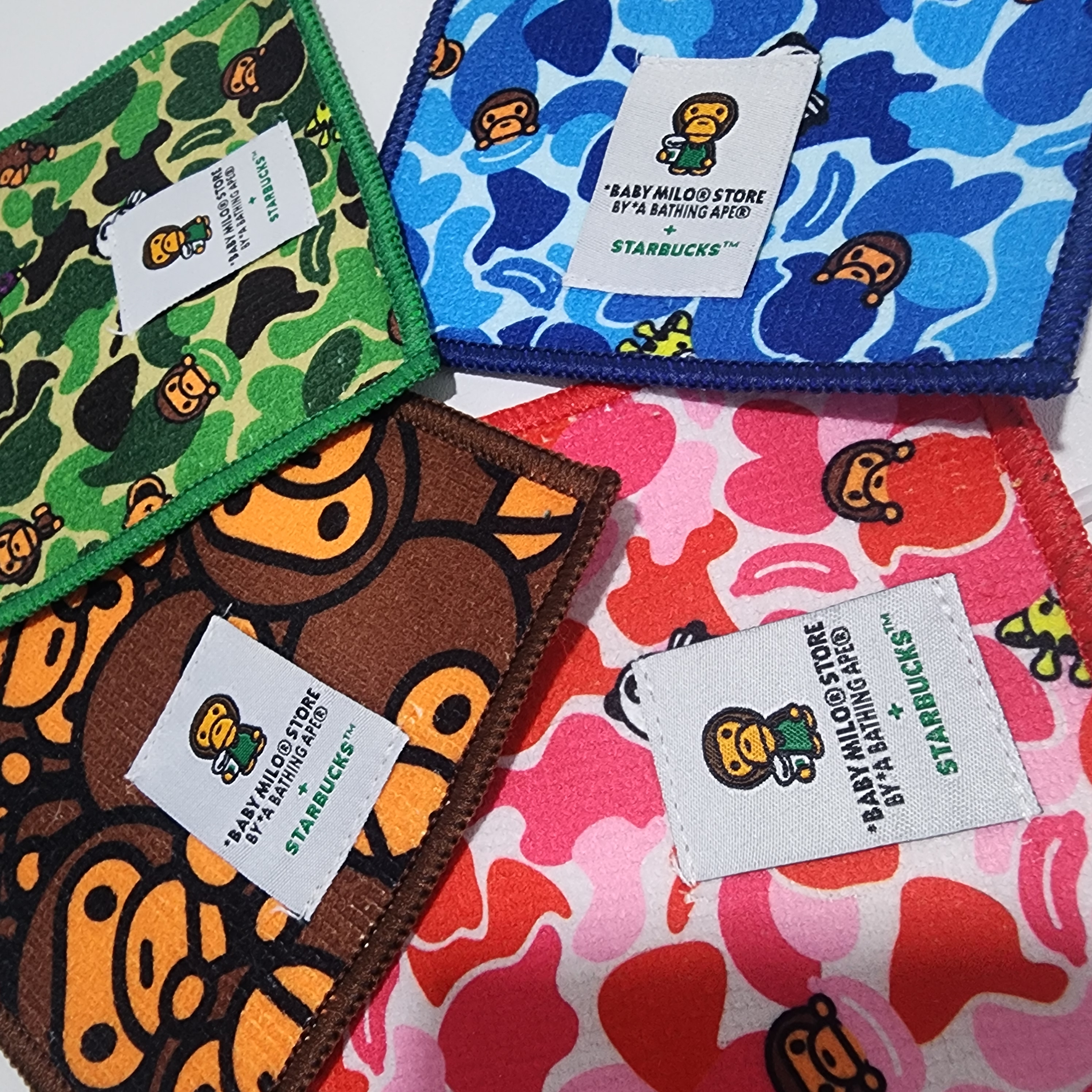 Starbucks x BAPE Baby Milo Coaster 착용 스타일